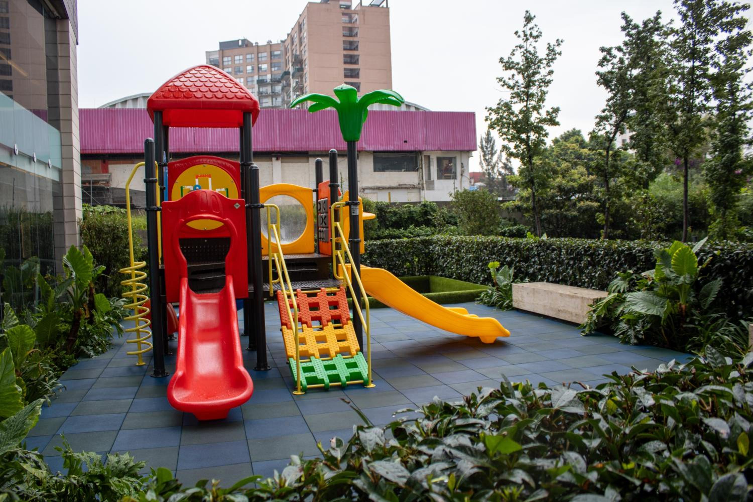 activities & amenities