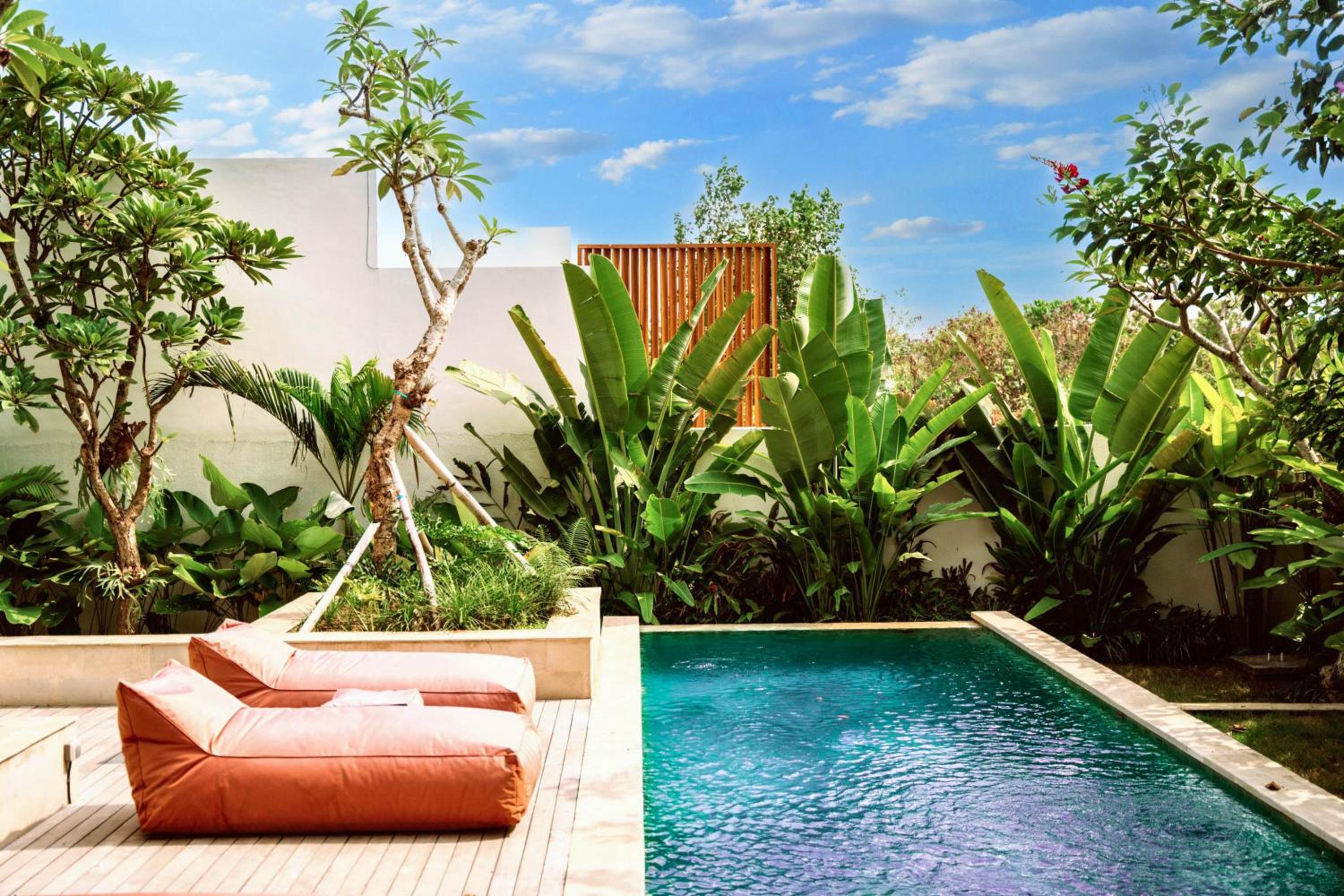 Luxury 3-Bedroom Designer Villa with private Pool in Canggu