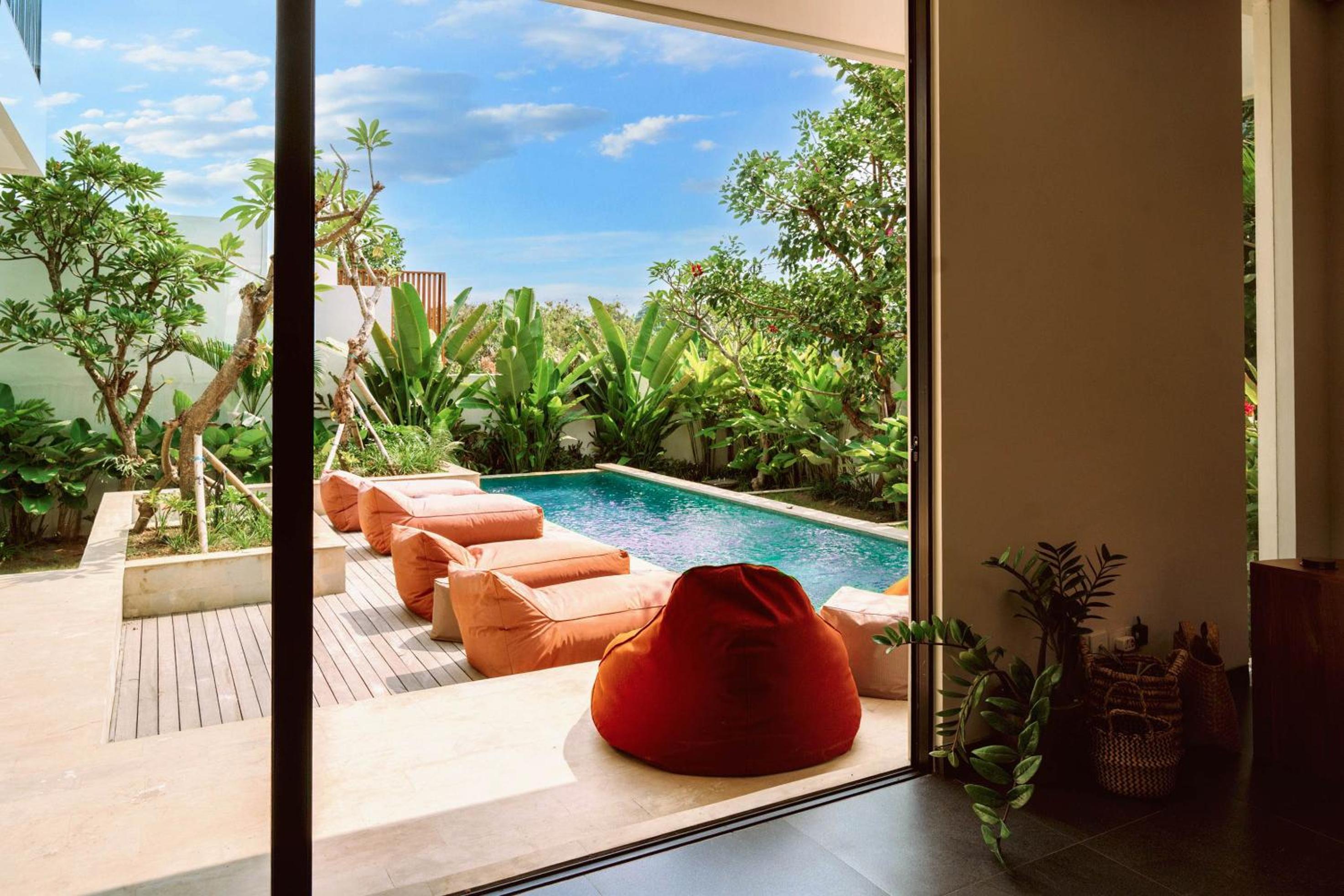 Luxury 3-Bedroom Designer Villa with private Pool in Canggu