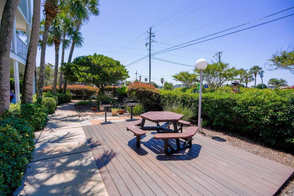 Gulf View, Easy Beach Access, Heated Pool, Hot Tub view 5