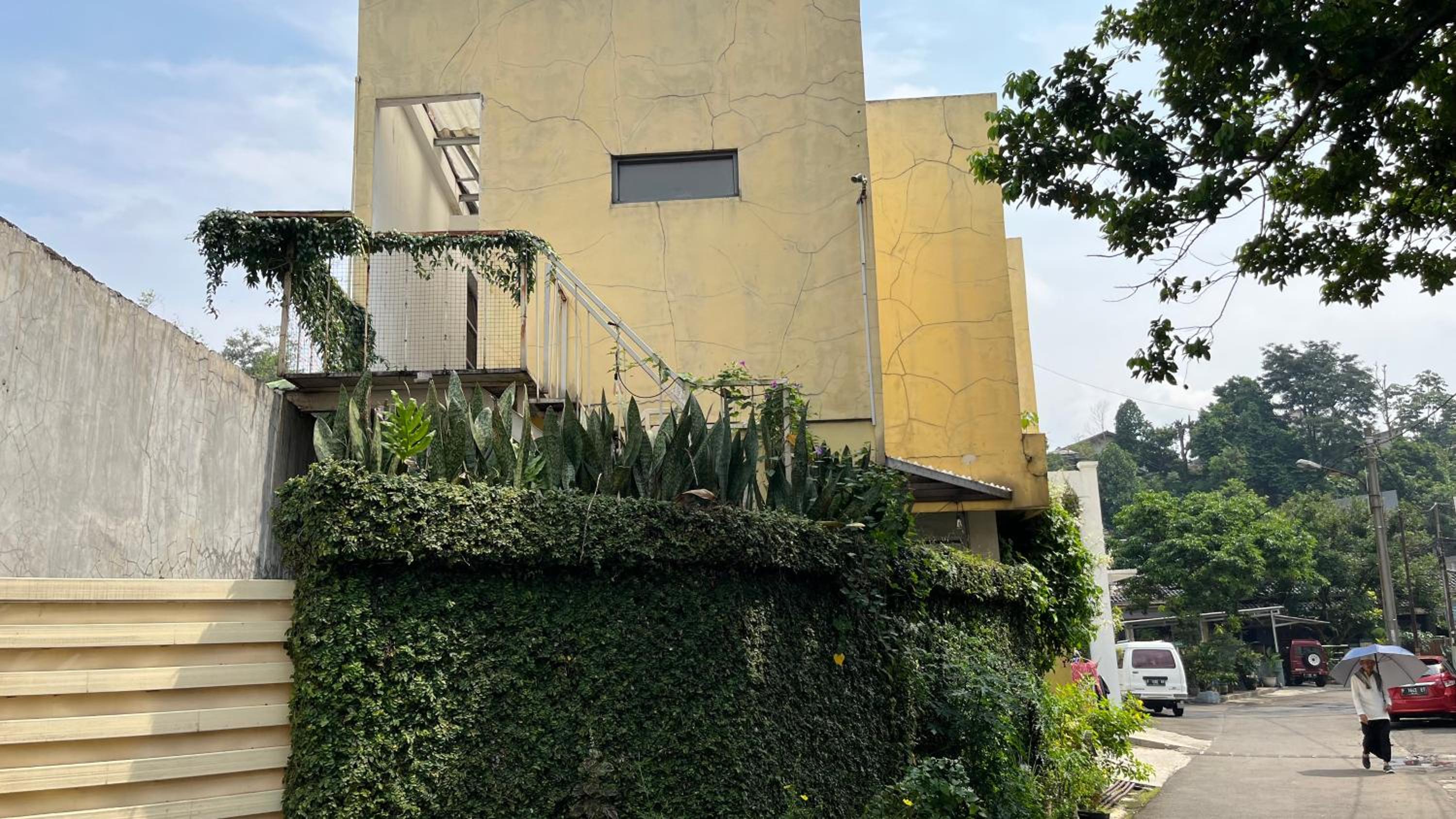 Rumah Kuning Syariah