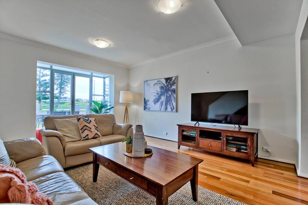 Unwind at Adelphi, Waterside, Pet friendly