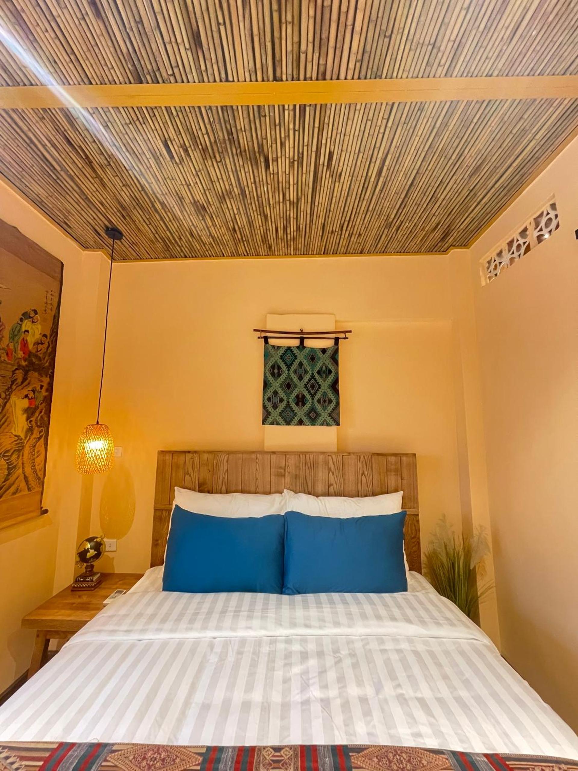Quiet Private Apartment, 5' to Hoan Kiem Lake, 2 Balconies, 1 Bedroom, Free WIFI - NETFLIX, Zeit Home 506