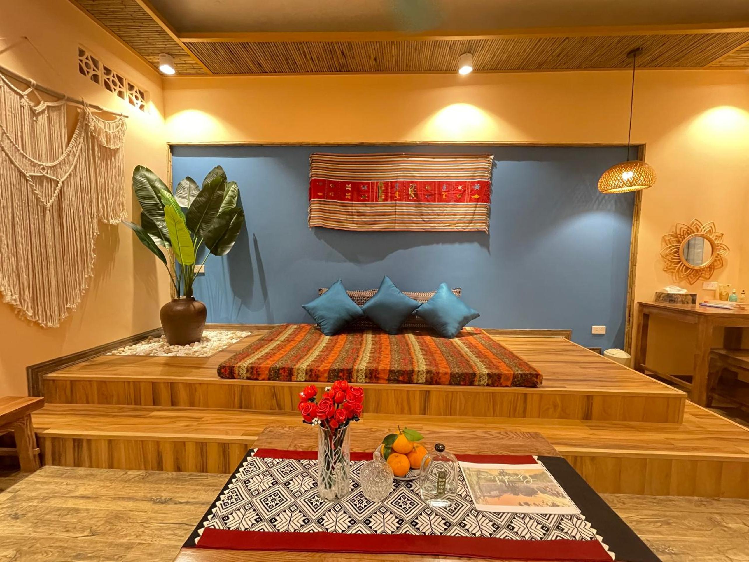 Quiet Private Apartment, 5' to Hoan Kiem Lake, 2 Balconies, 1 Bedroom, Free WIFI - NETFLIX, Zeit Home 506