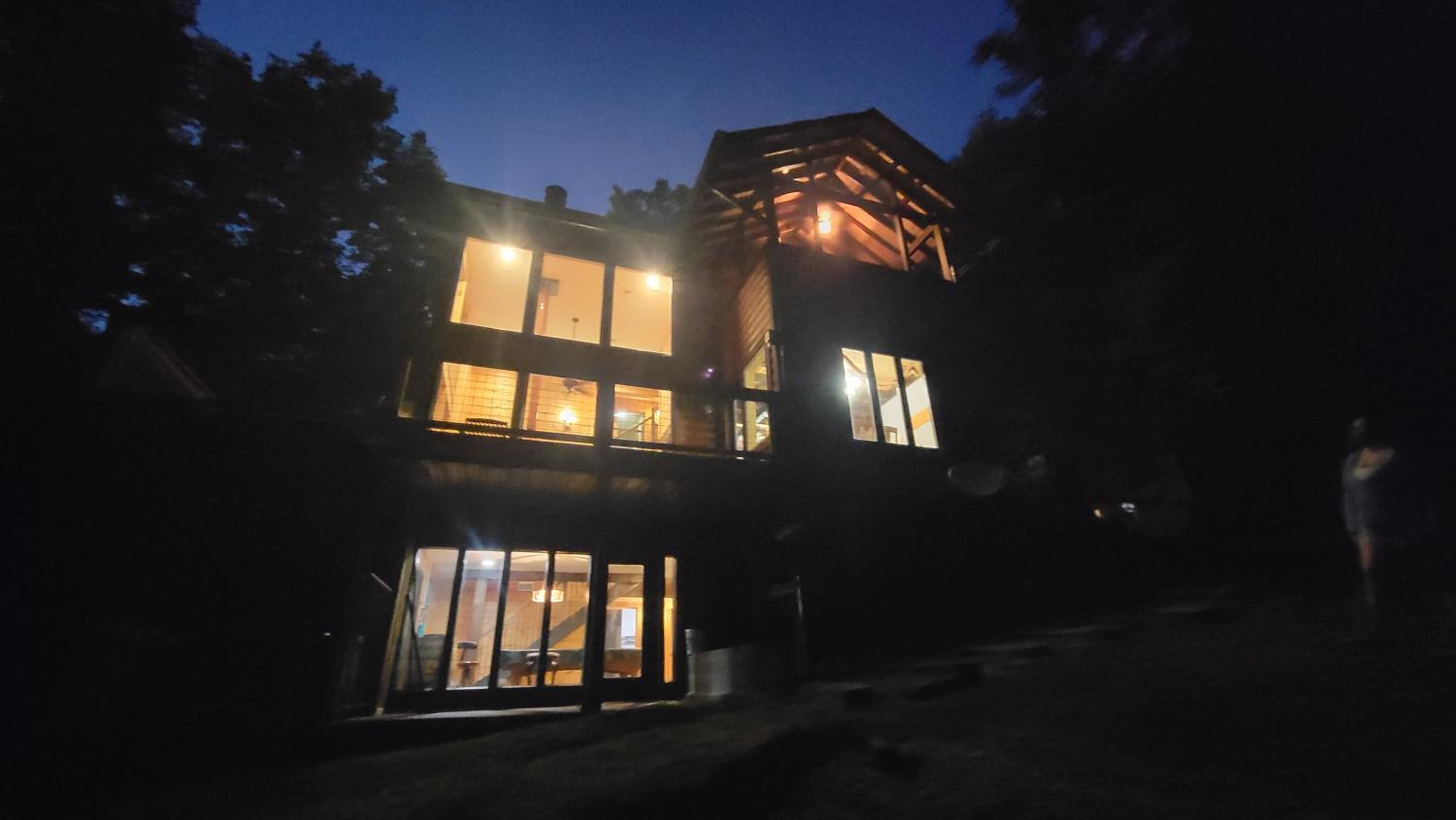 Hotel Bear Necessities, Luxury 5bd Mtn Views, Hot Tub, Many Bear Sightings