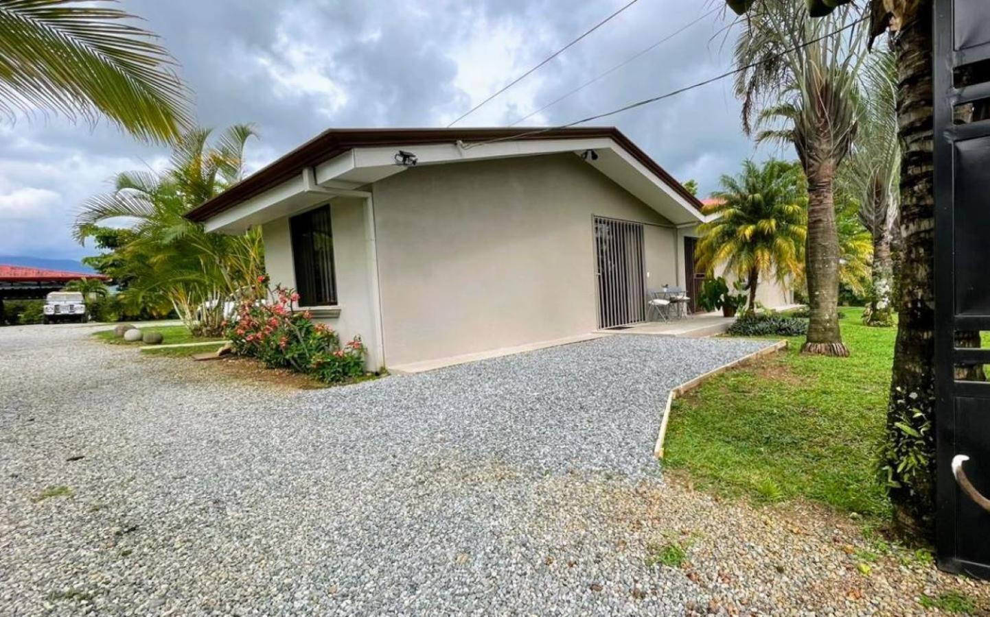 Casa Bambu céntrico, lindo y acogedor con A C
