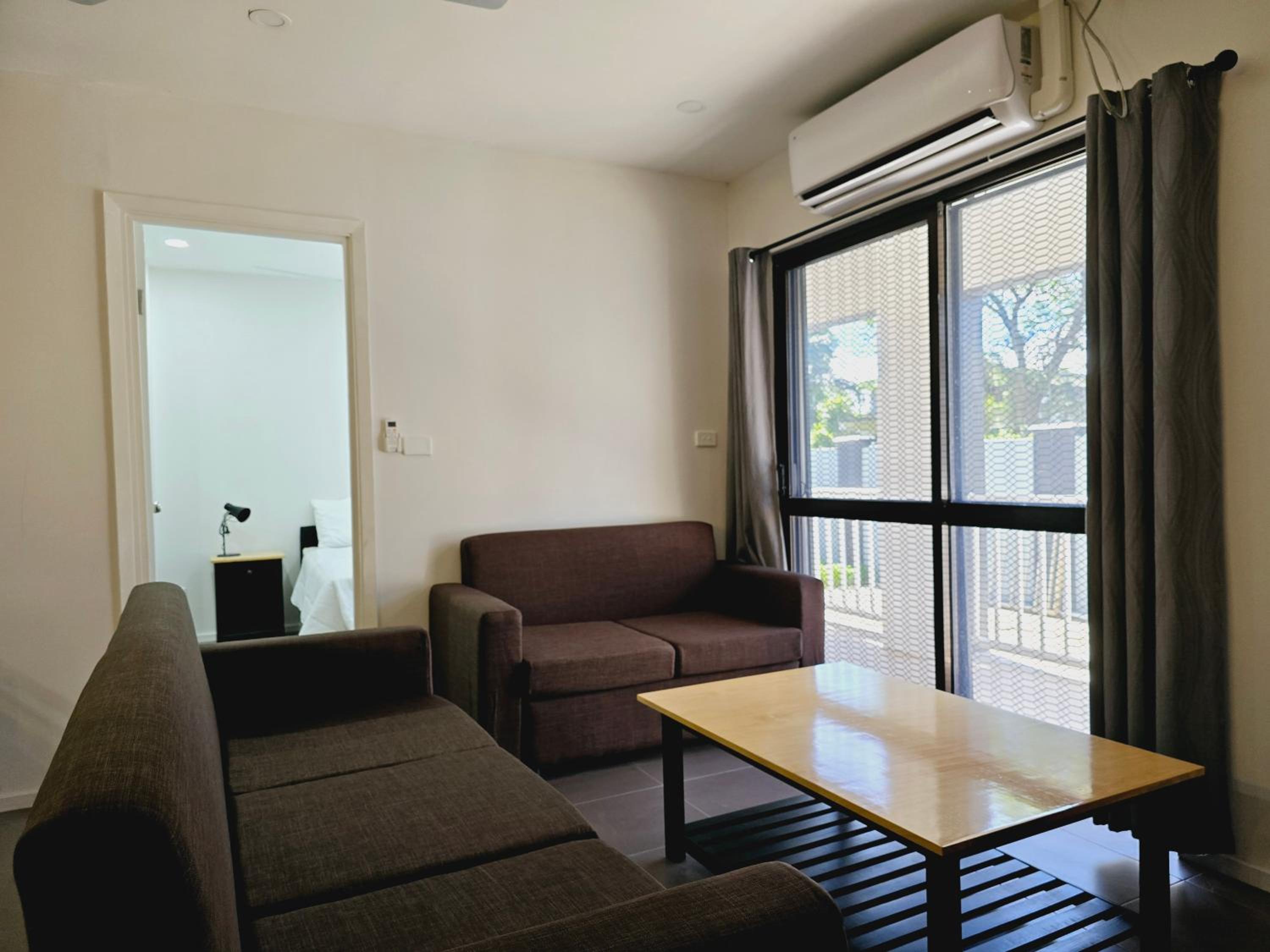 Welcome to your perfect urban retreat! - view 5