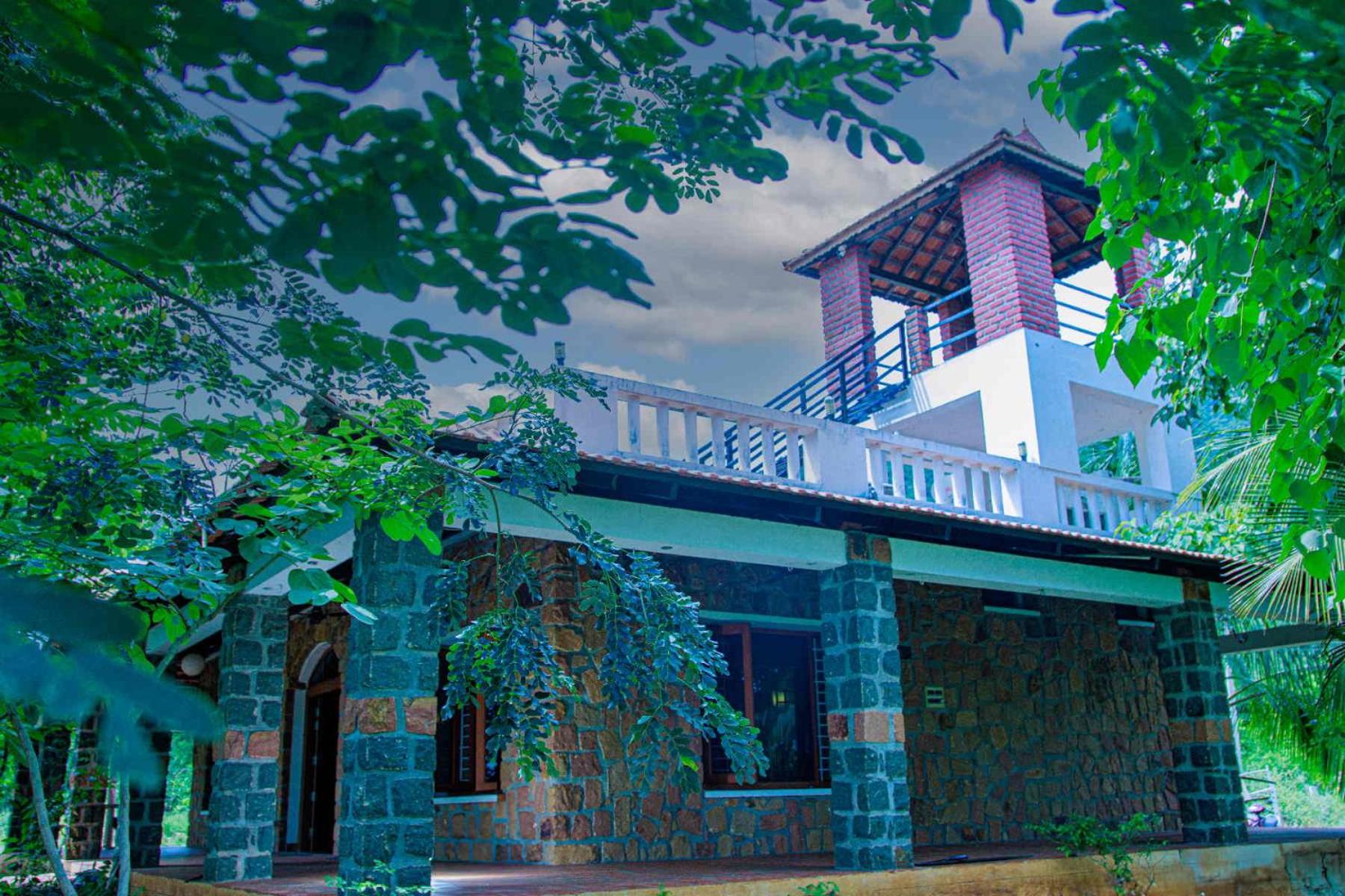 Kudhiraipannai Bungalow