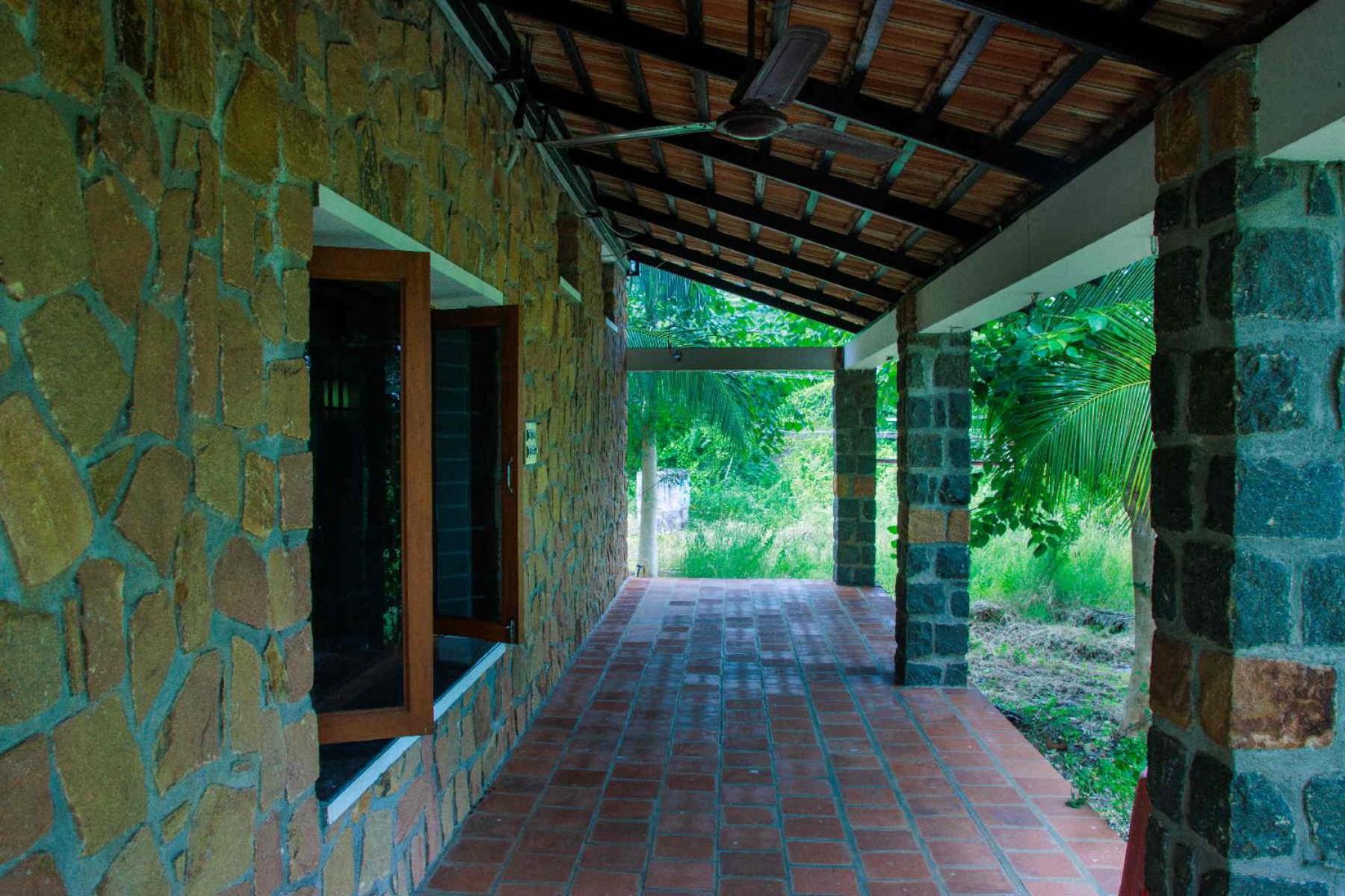 Kudhiraipannai Bungalow