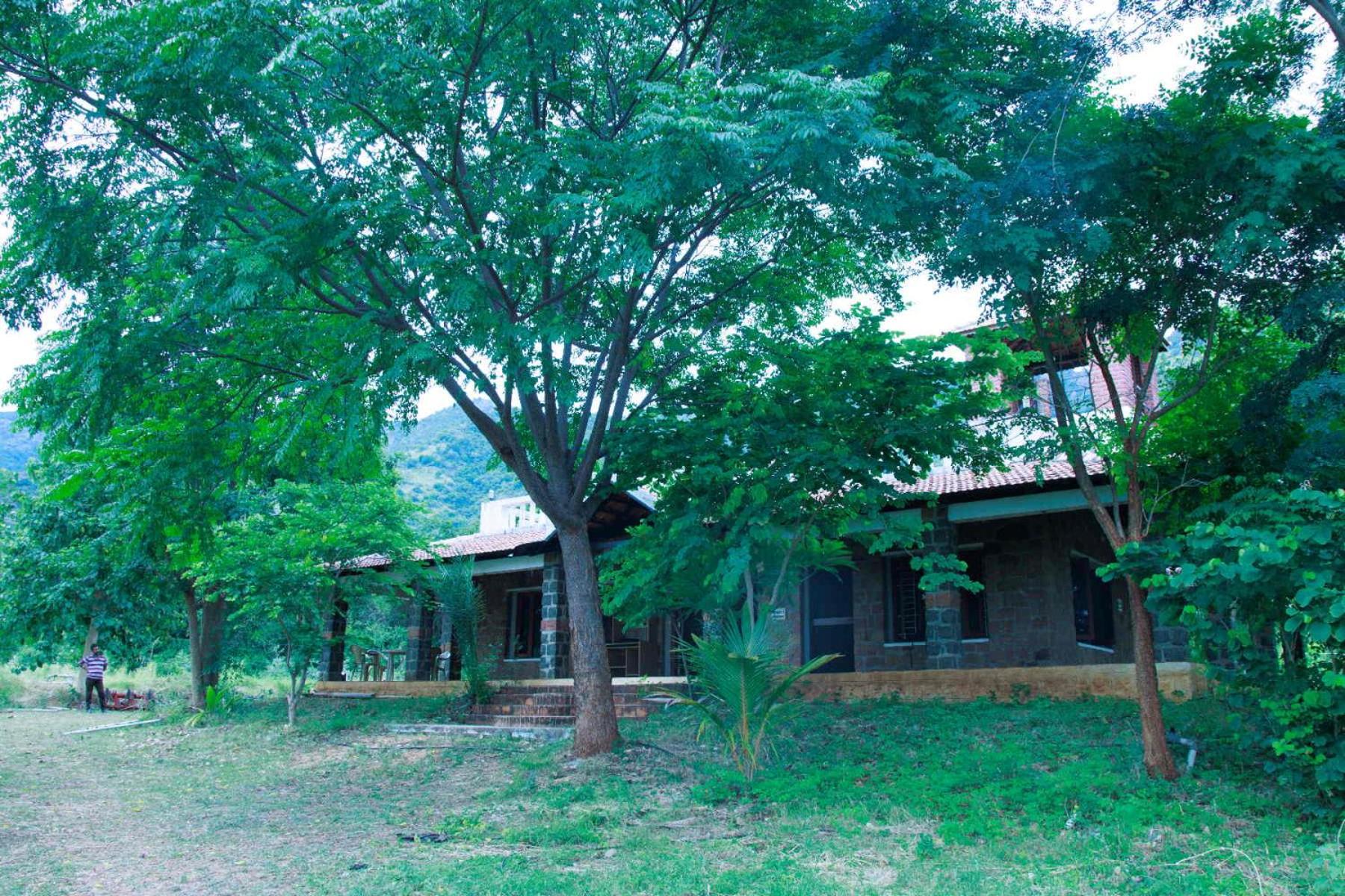 Kudhiraipannai Bungalow
