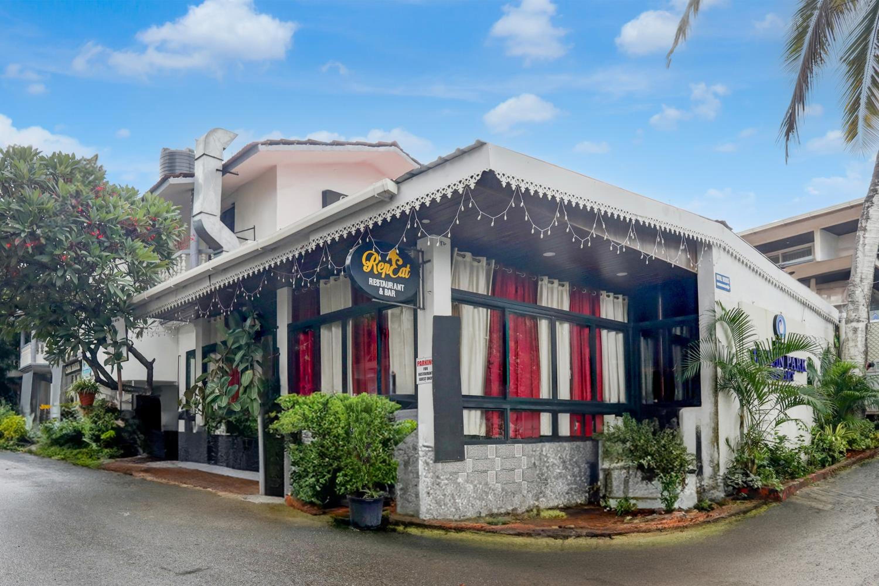 Hotel O Crystal Beach