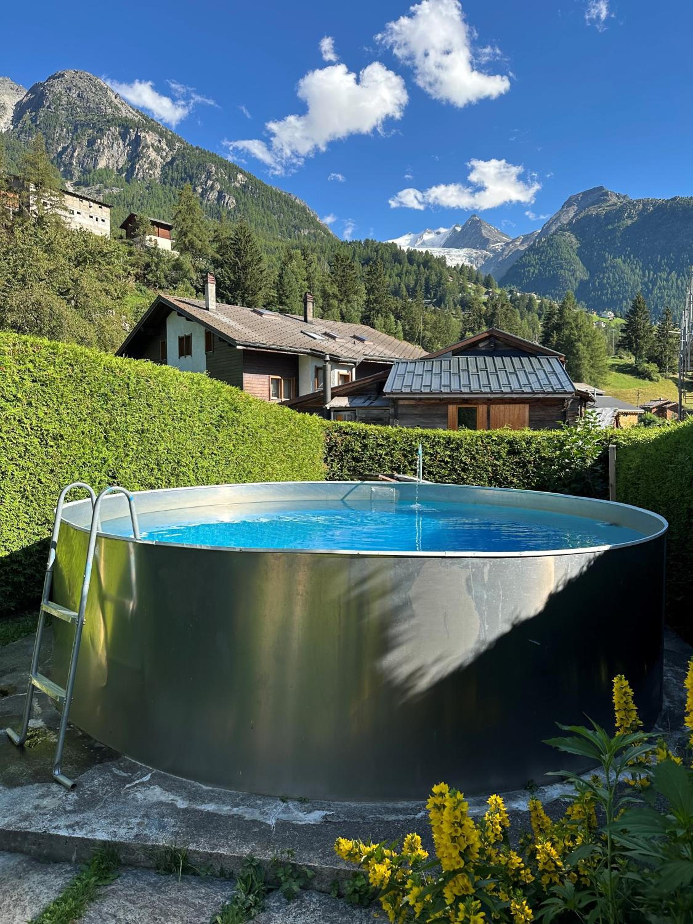 Swiss Paradise 7 Gaste und Nadelhorn 6 Gaste, Sauna