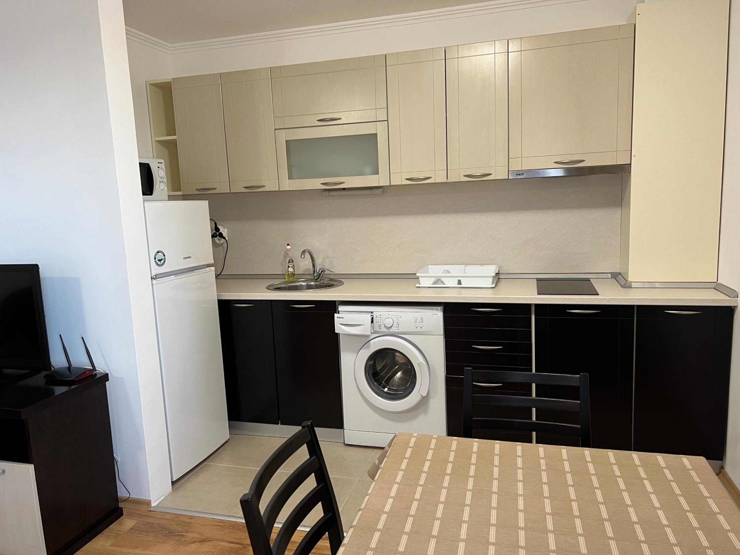 Antorini Apartments