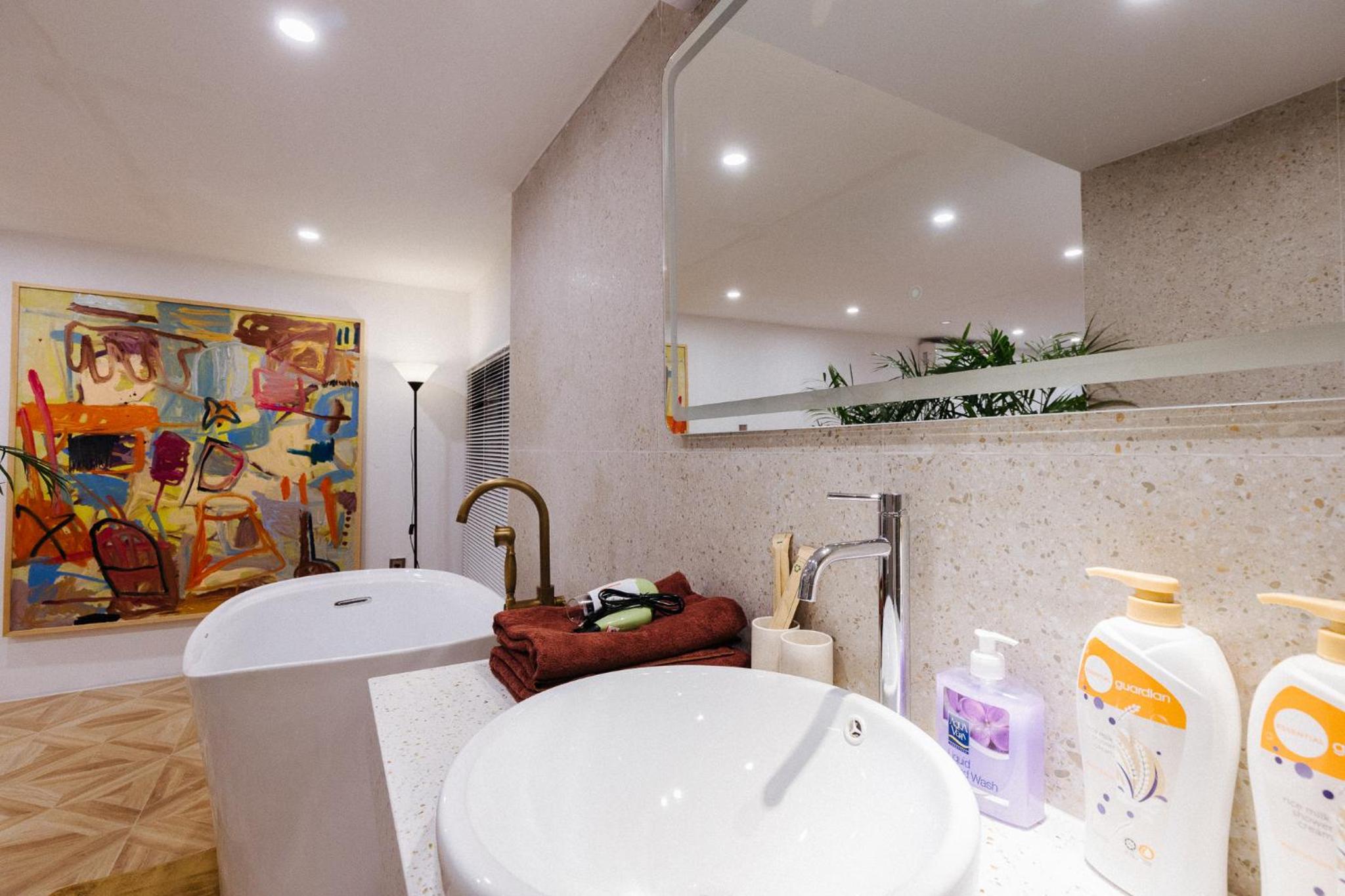 TheChanhSa Stylish Apartments near Old Quarter