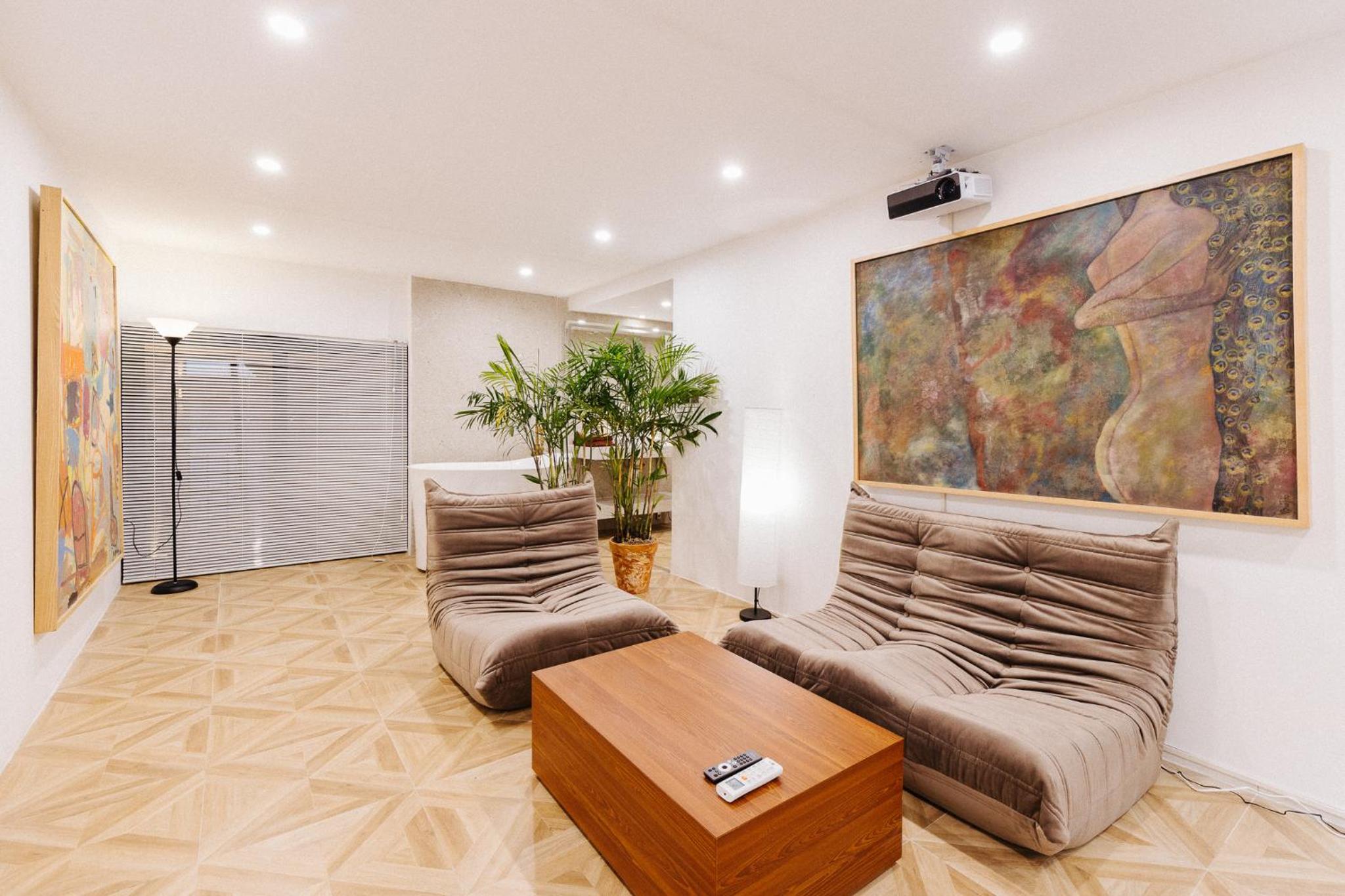 TheChanhSa Stylish Apartments near Old Quarter