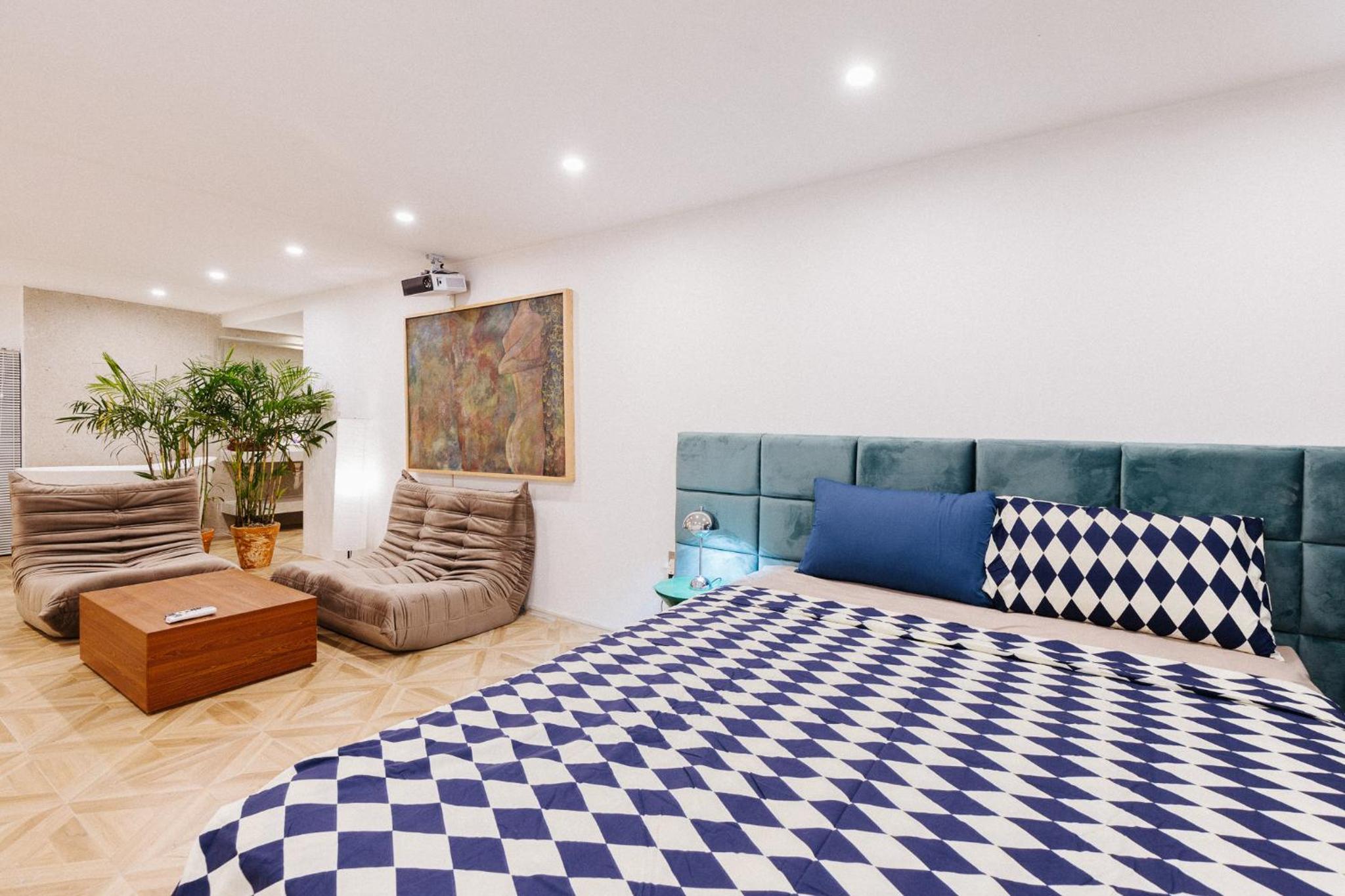 TheChanhSa Stylish Apartments near Old Quarter