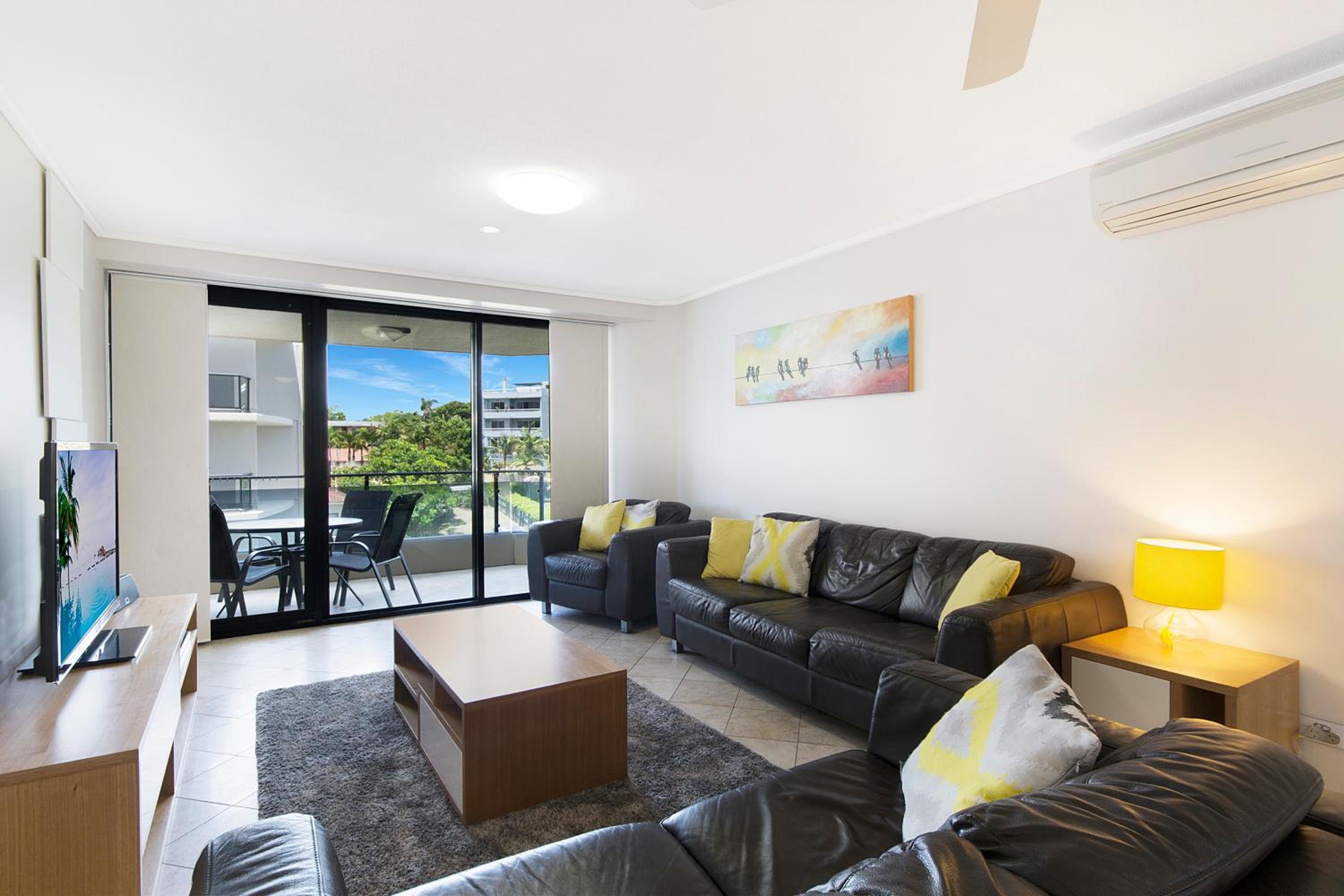 Clubb Coolum Beach Resort Sunshine Coast