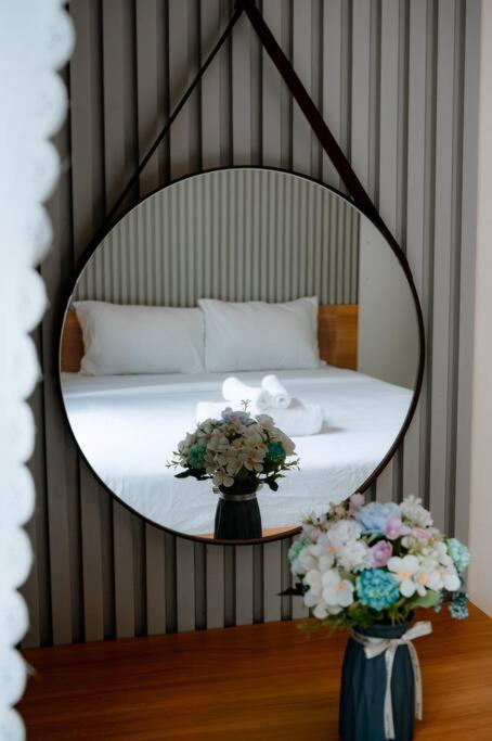 Monarchy Luxury Apartment 3 Bedroom in DaNang by Villuxy