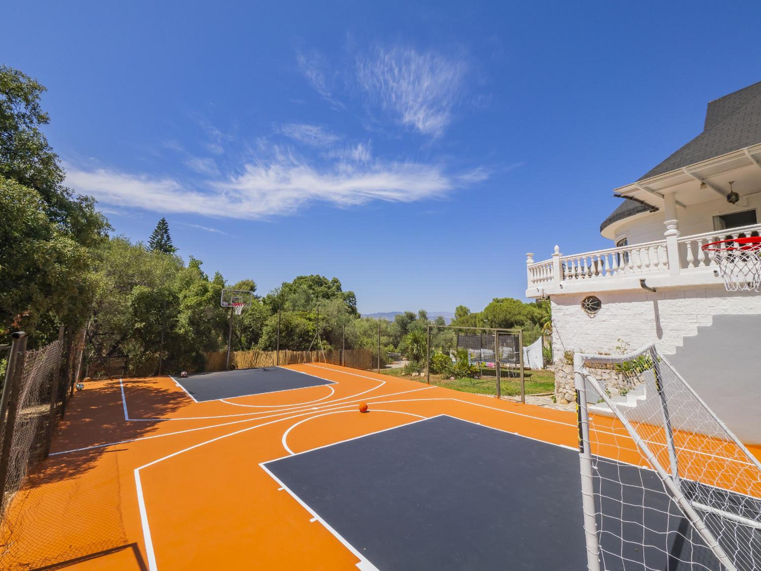 activities & amenities