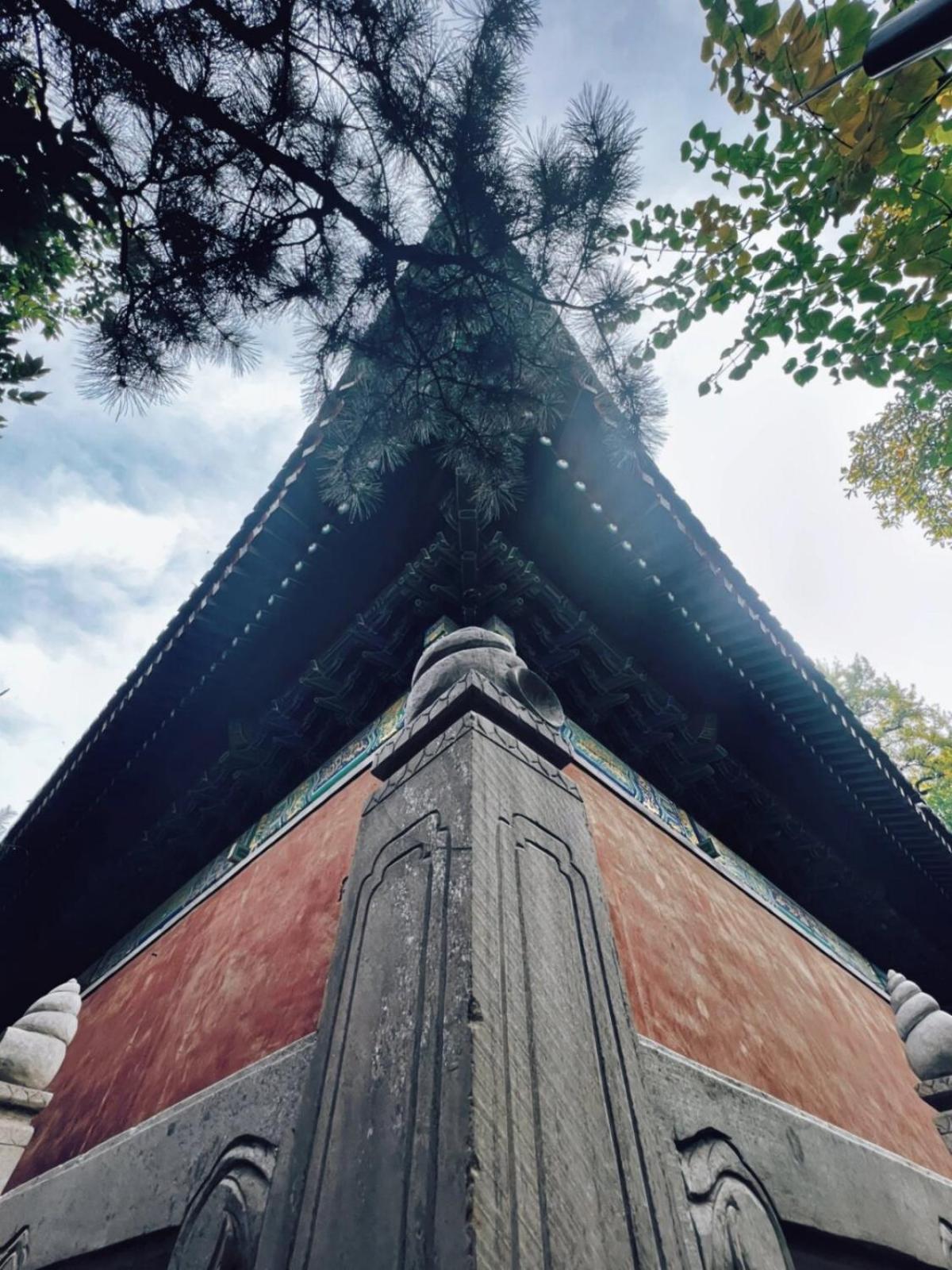 Jing Yan Lan Shan丨Free Lan Shan coffee 丨nearby the Hong Luo Temple and the Great Wall丨Garden and barbecue free breakfast dinner