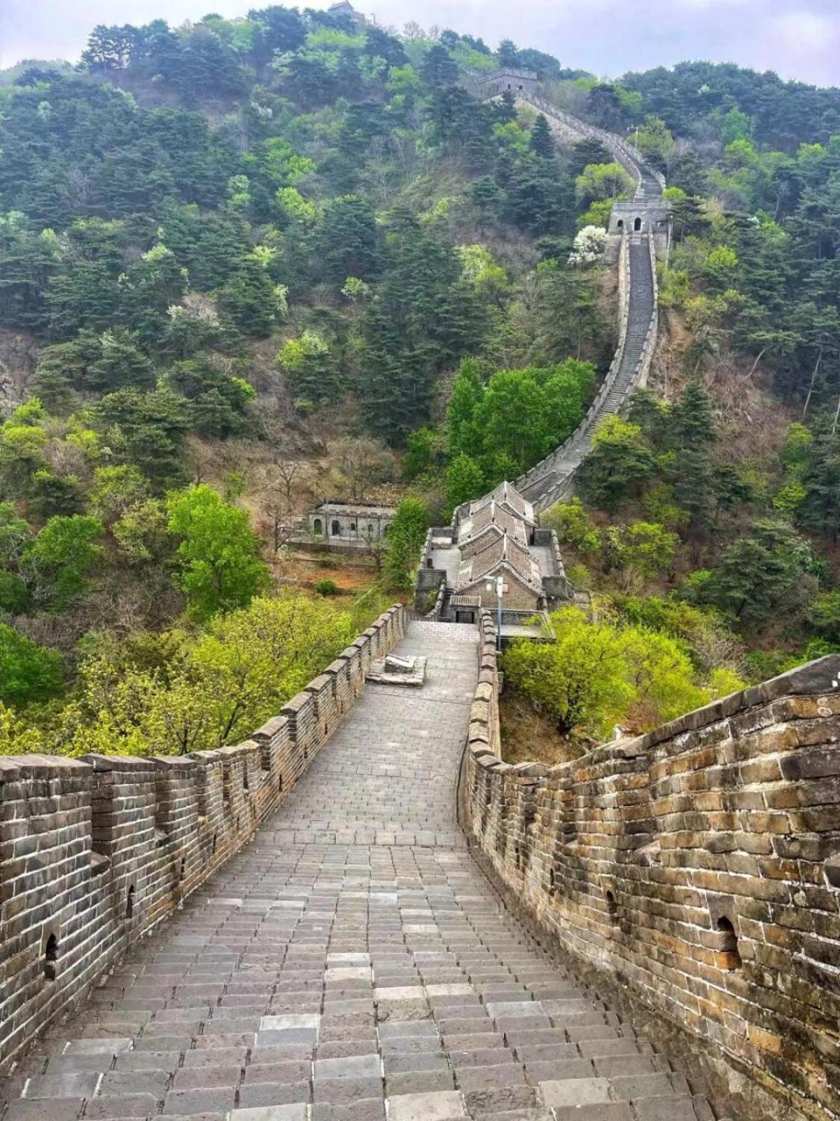 Jing Yan Lan Shan丨Free Lan Shan coffee 丨nearby the Hong Luo Temple and the Great Wall丨Garden and barbecue free breakfast dinner