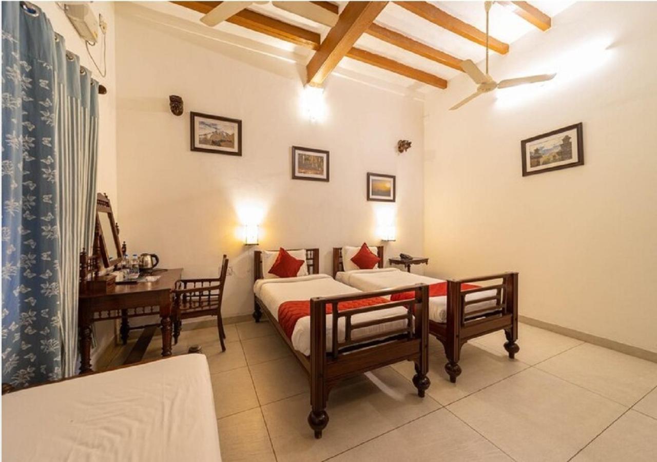 Dumas Guest House view 3