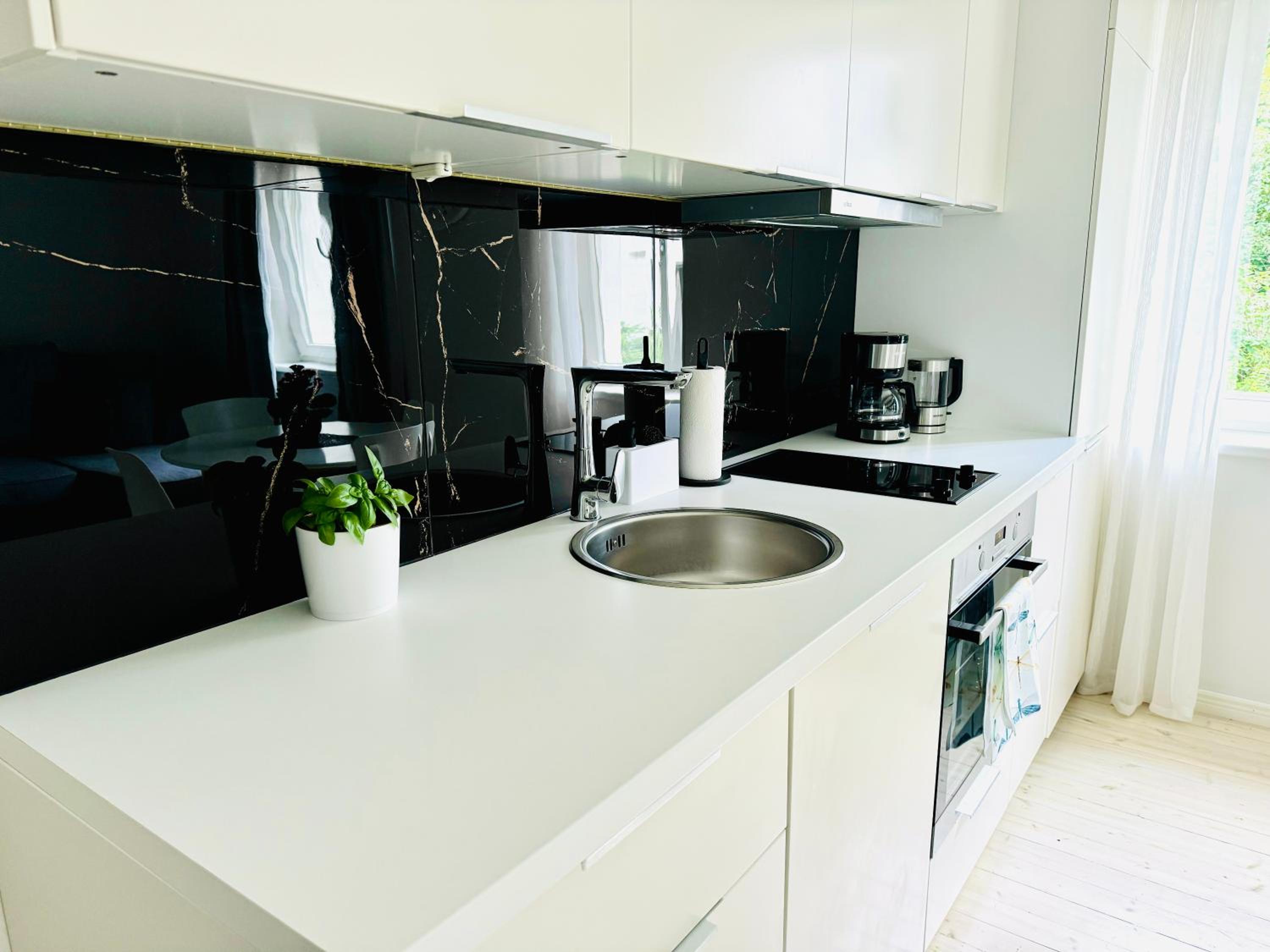 Peaceful Tulbi apartment - free street parking