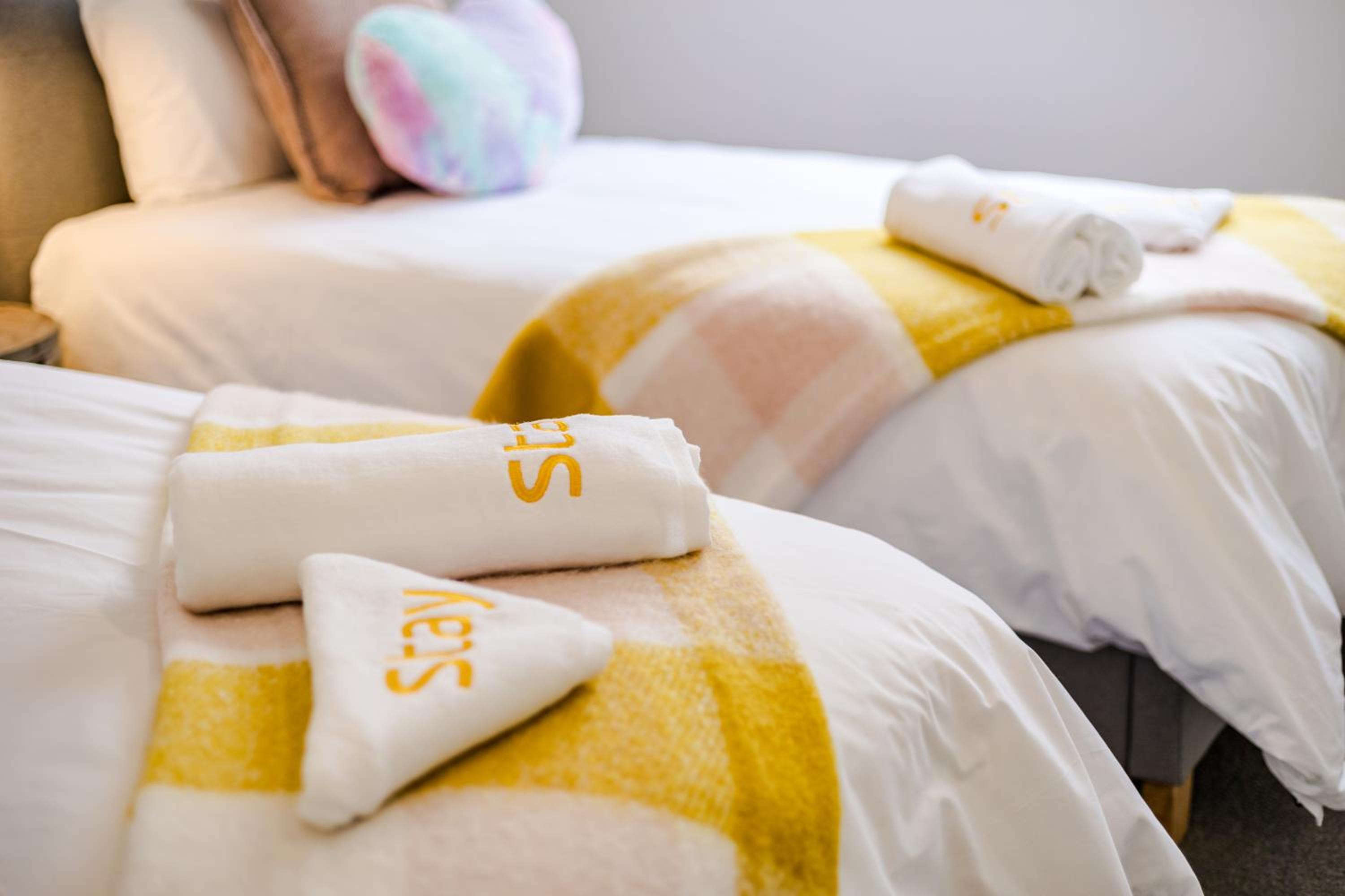 StayAU Charming 4BR Retreat in Wyndham Vale