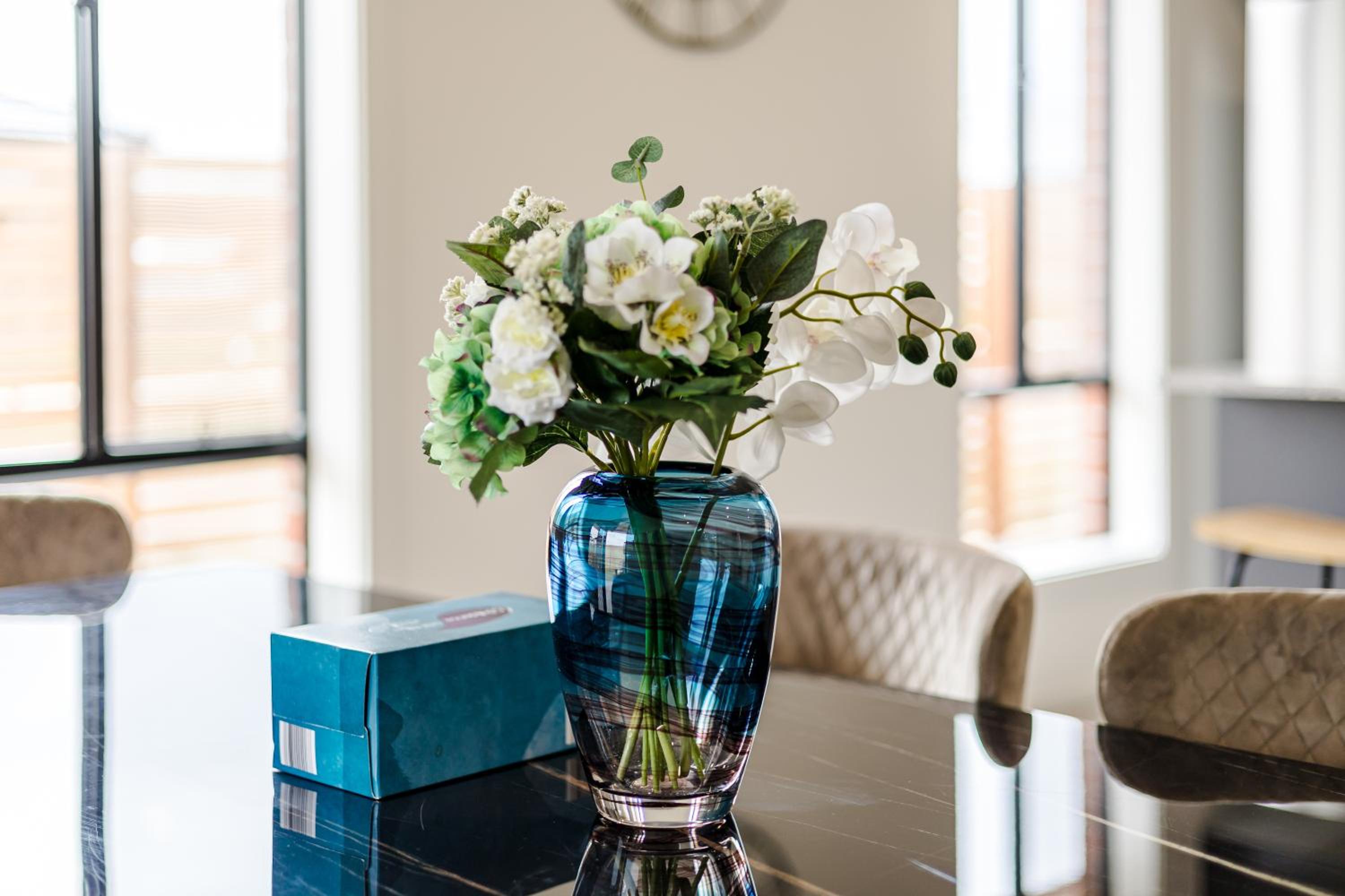 StayAU Charming 4BR Retreat in Wyndham Vale