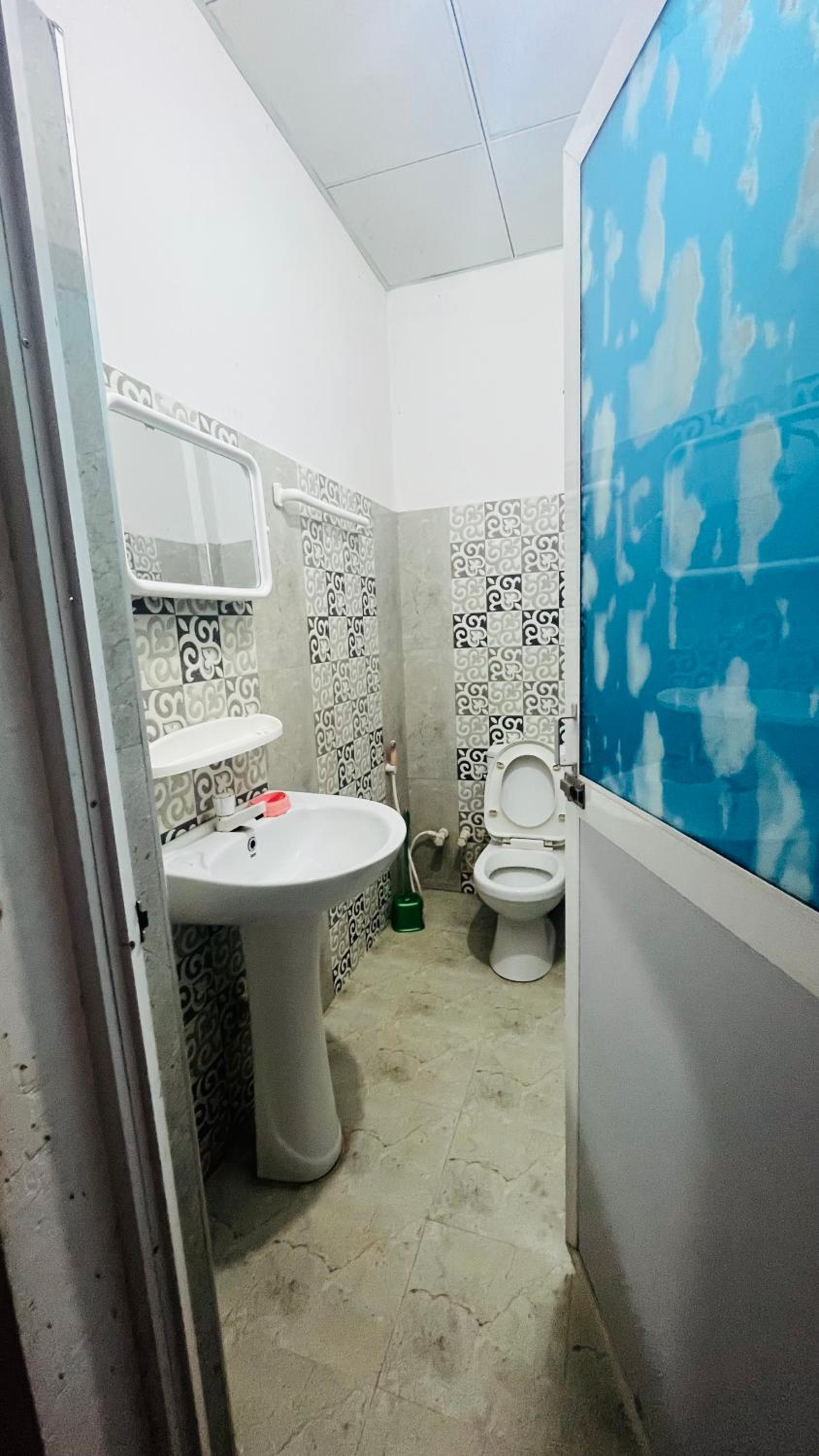 Adrian Hostels