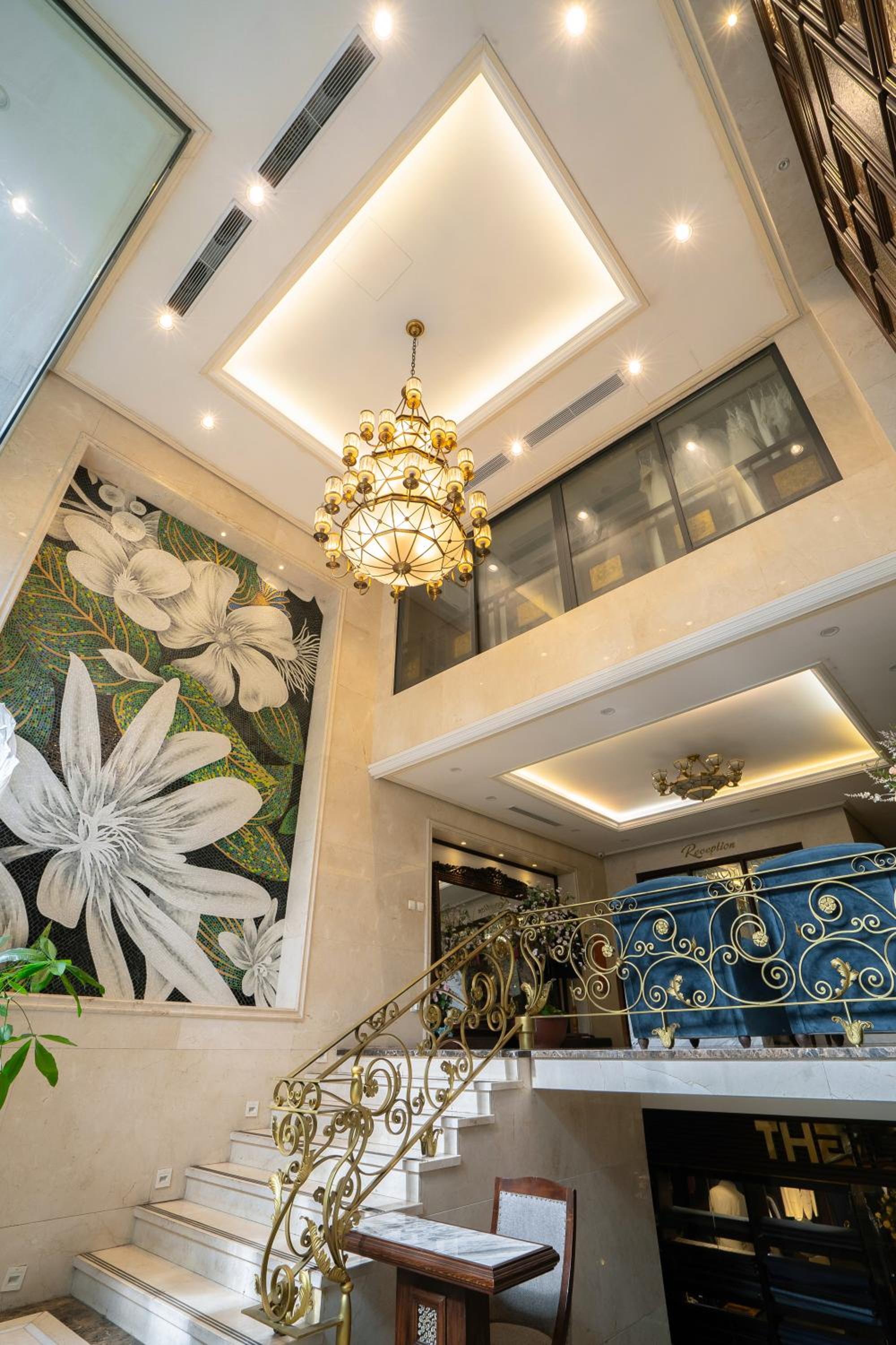 THAICOM Apartment