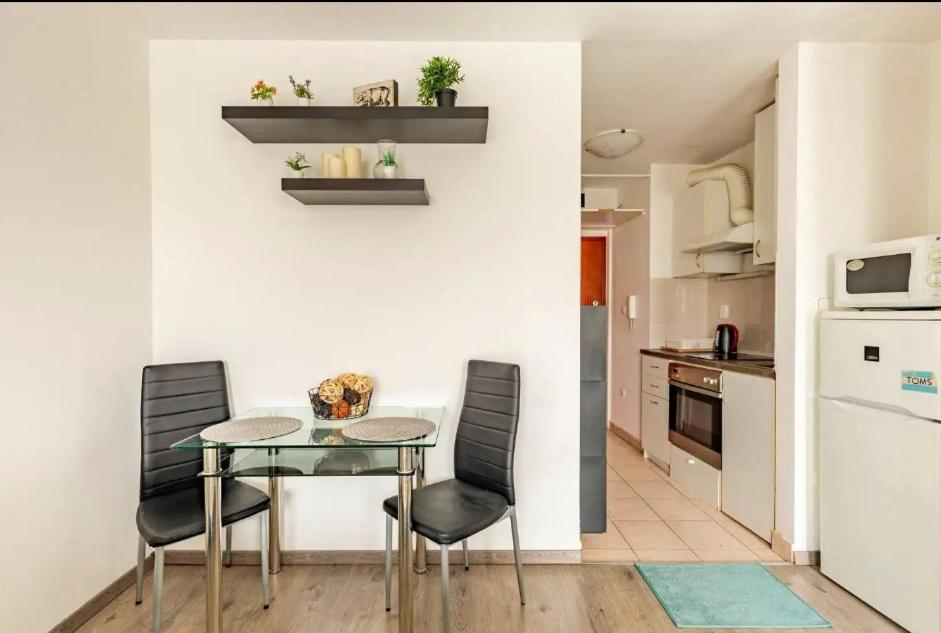 Avett Cosy Apartments
