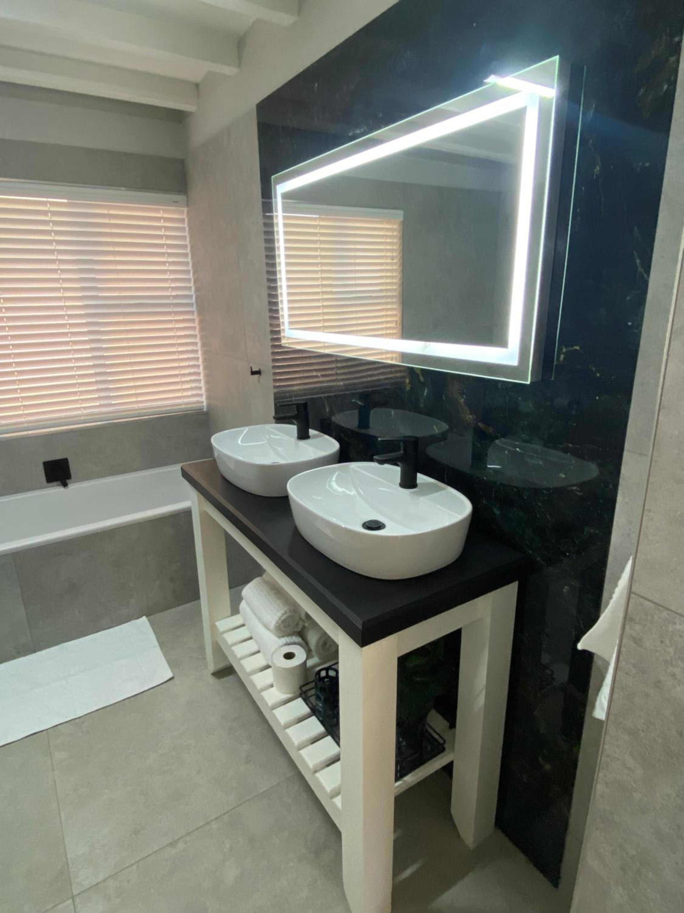22 on Gordon - previously Annies Self Catering view 4