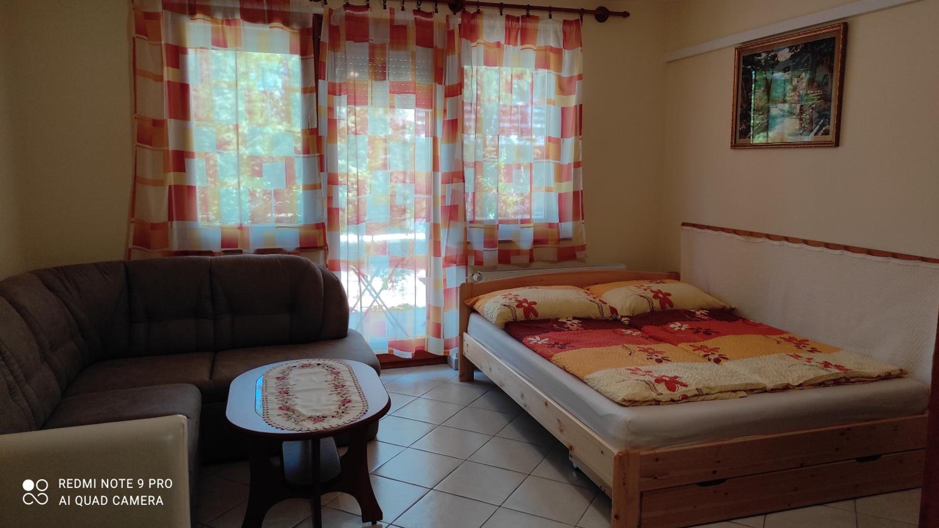 Napsugár 2 apartman