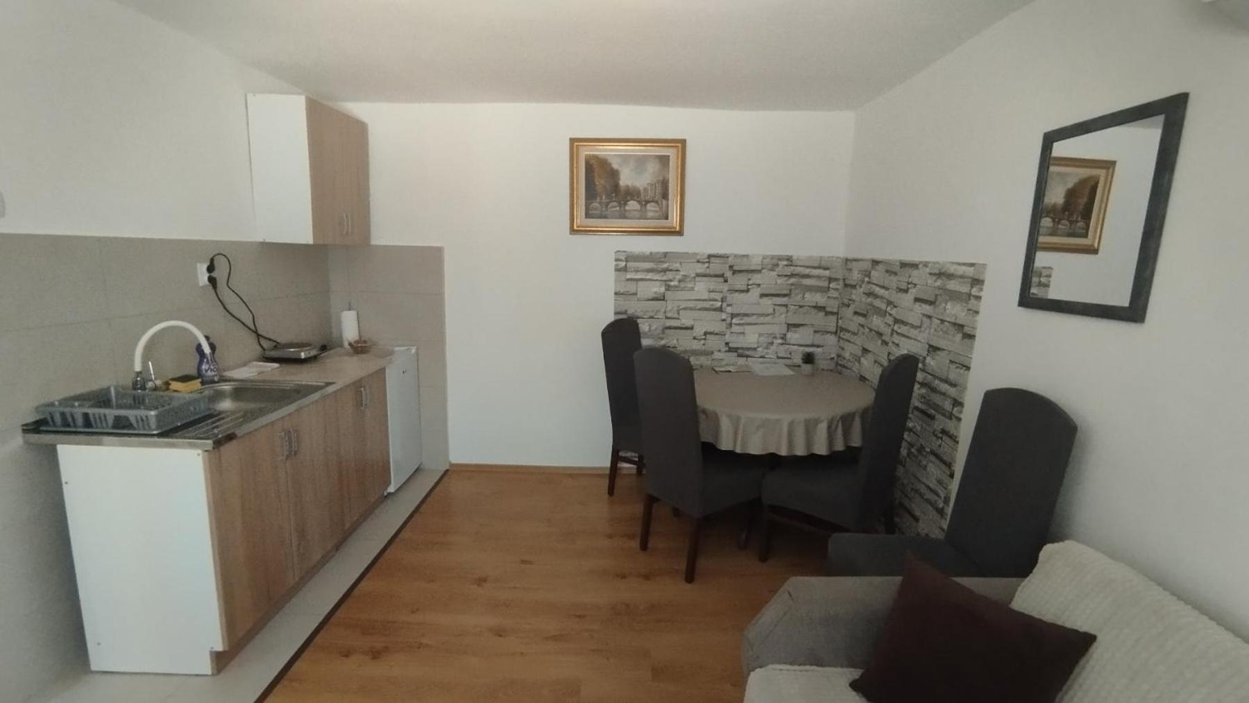 Apartman Mira