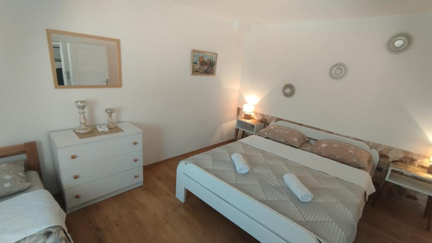 Apartman Mira