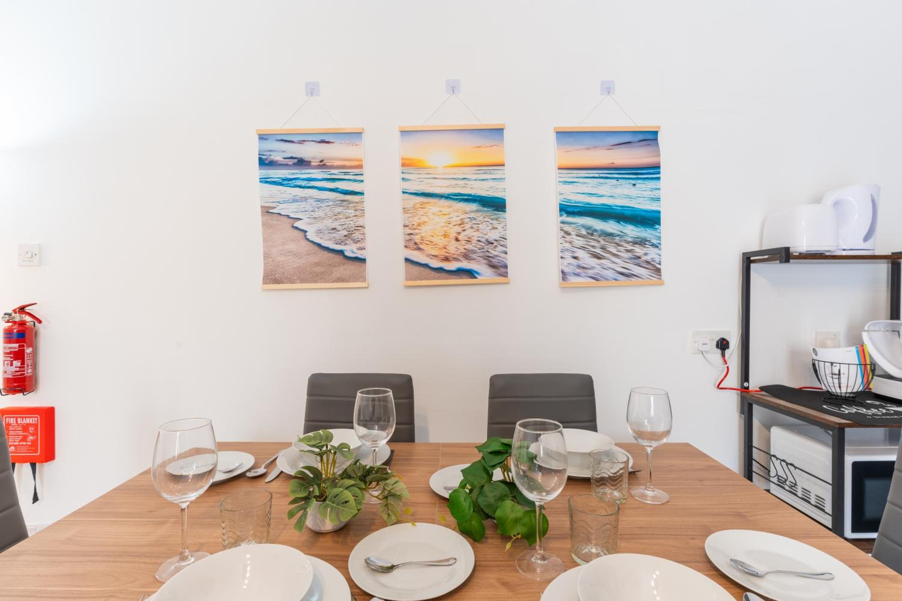 Charming 3-Bed in St Pauls 2-Hosted by Sweetstay photo 4