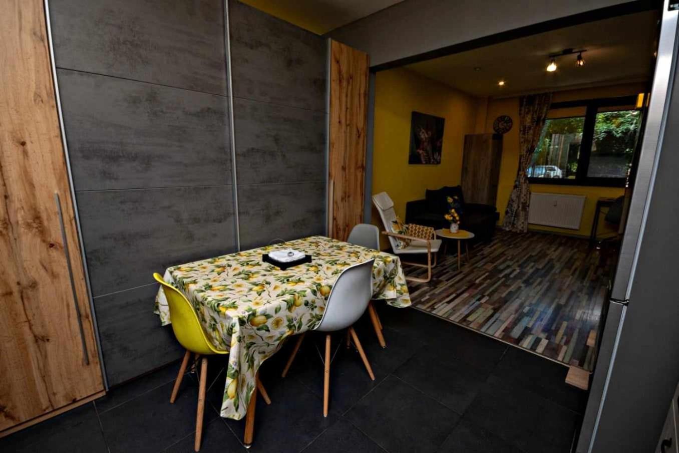 Heart of Sofia Residence - Optional Paid parking