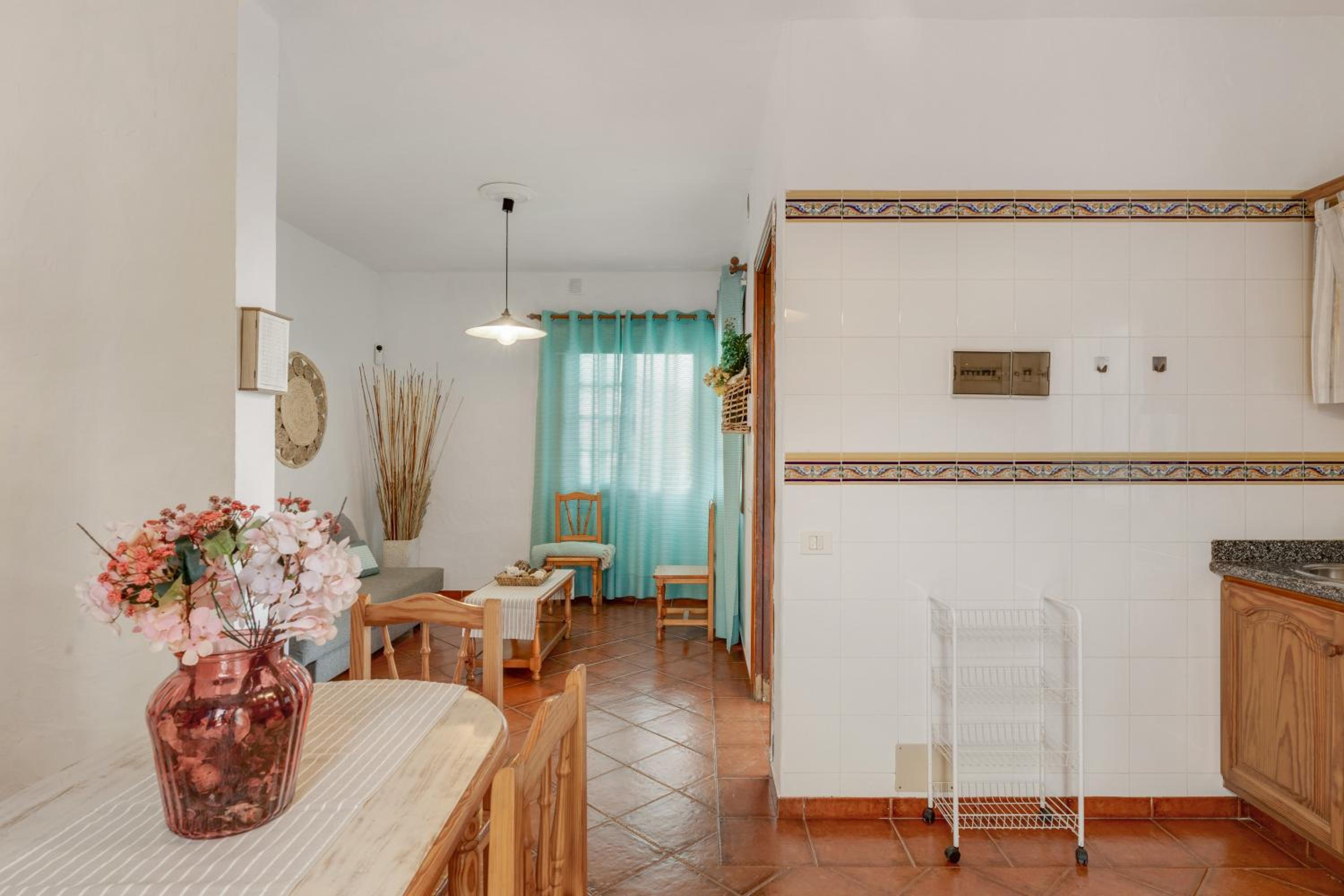 La Casa Amarilla