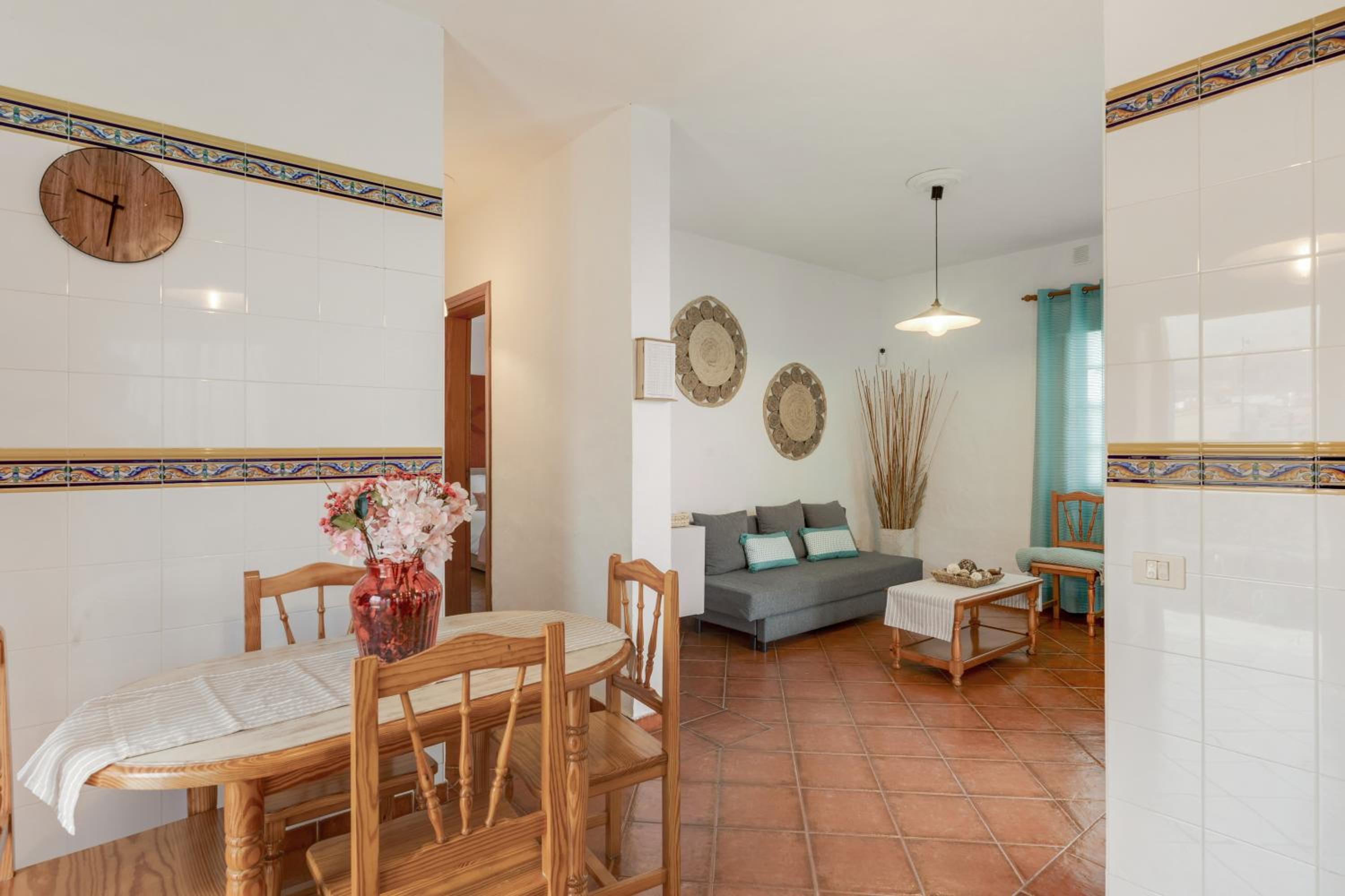 La Casa Amarilla