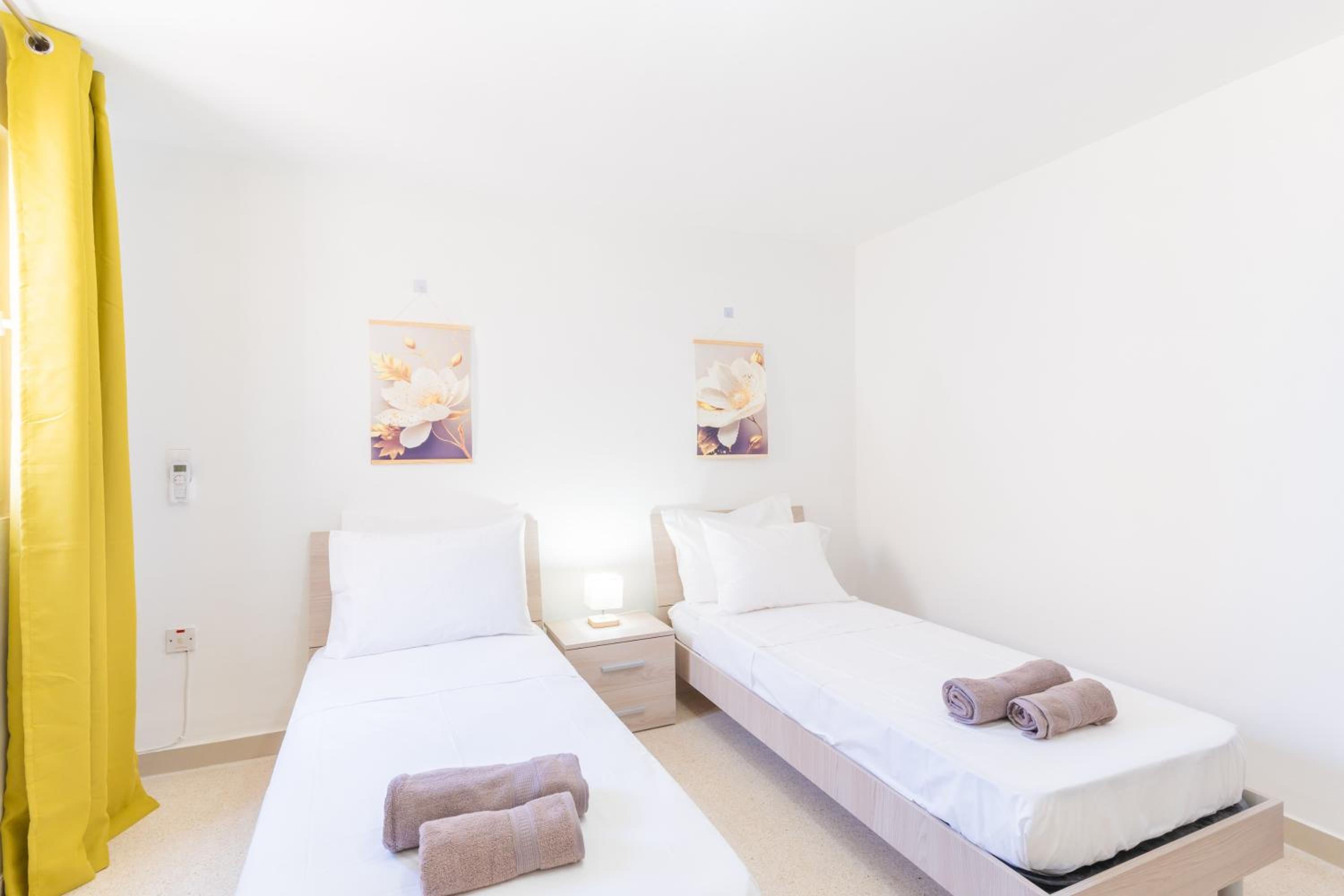 Penthouse in St Pauls-Hosted by Sweetstay photo 4