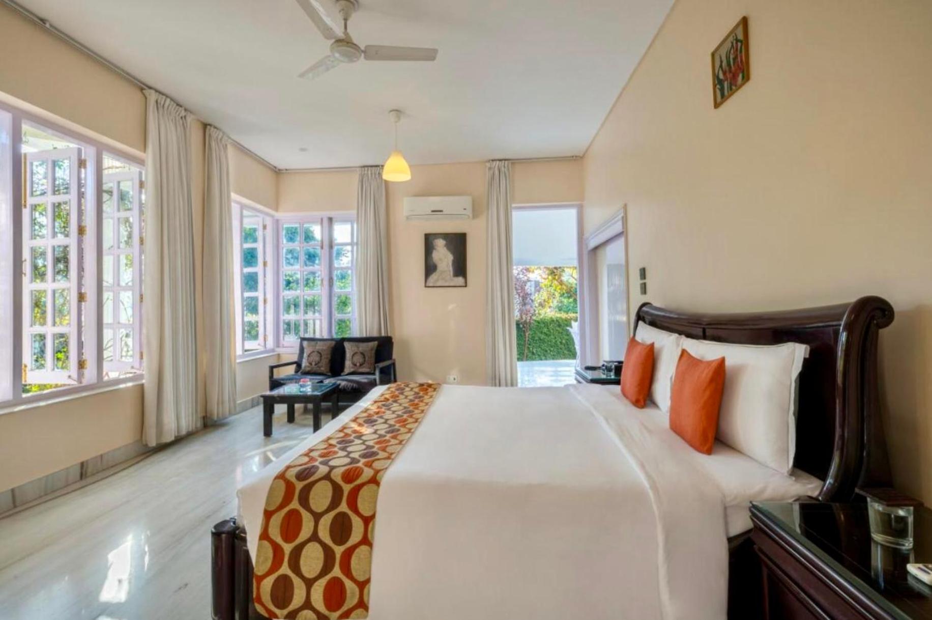 Boutique Villa w Bonfire & BBQ, Mussoorie Foothills view 3
