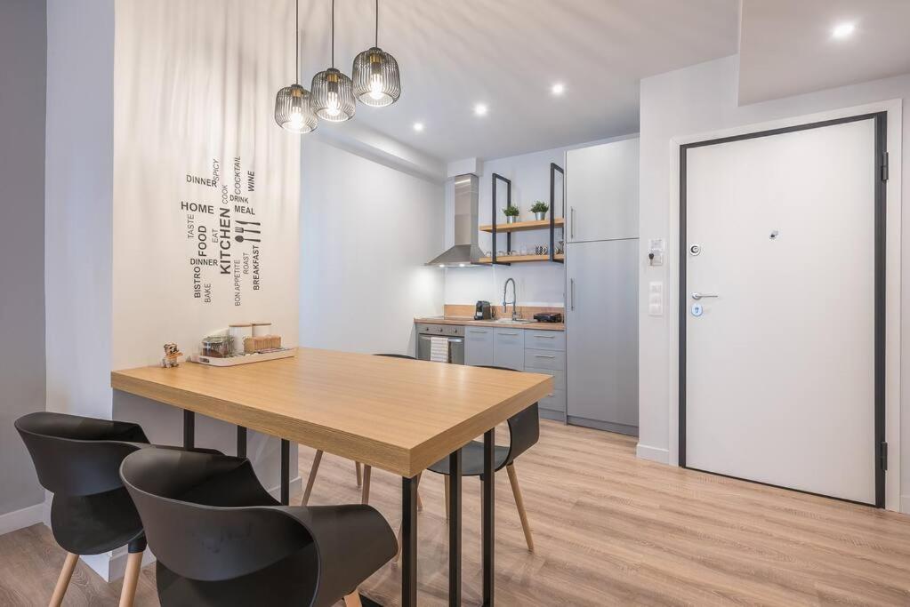 Urban & Spacious Apartment