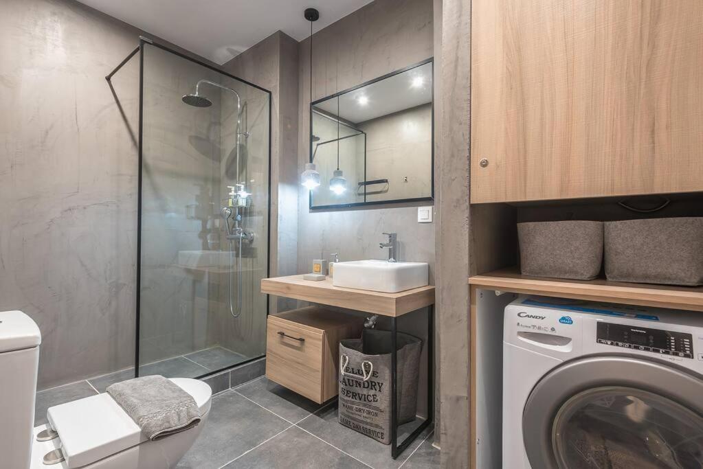 Urban & Spacious Apartment