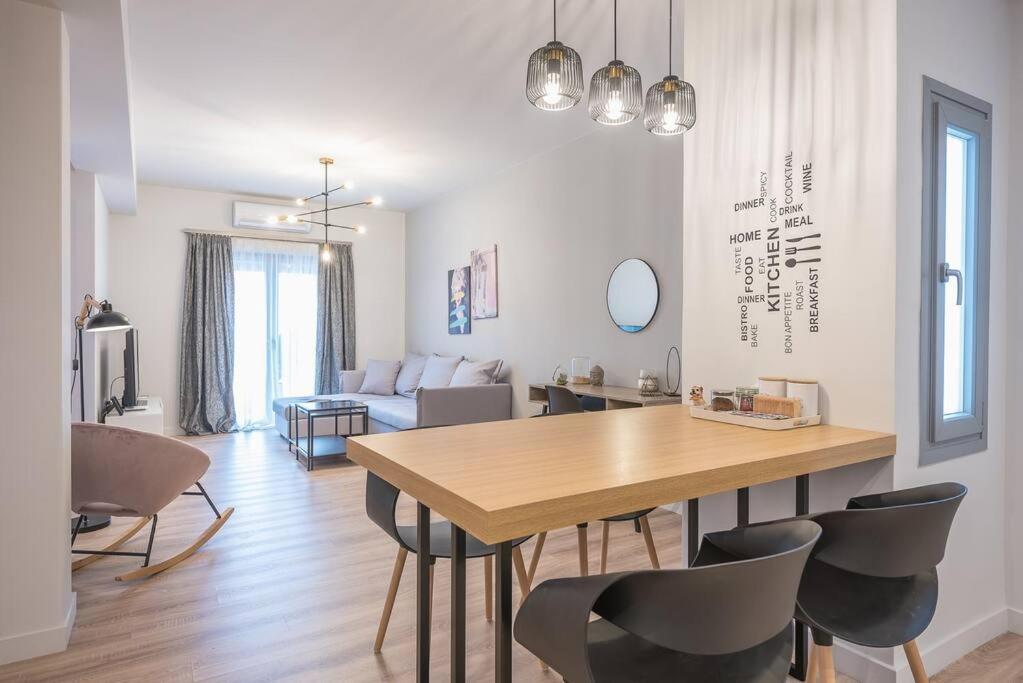 Urban & Spacious Apartment