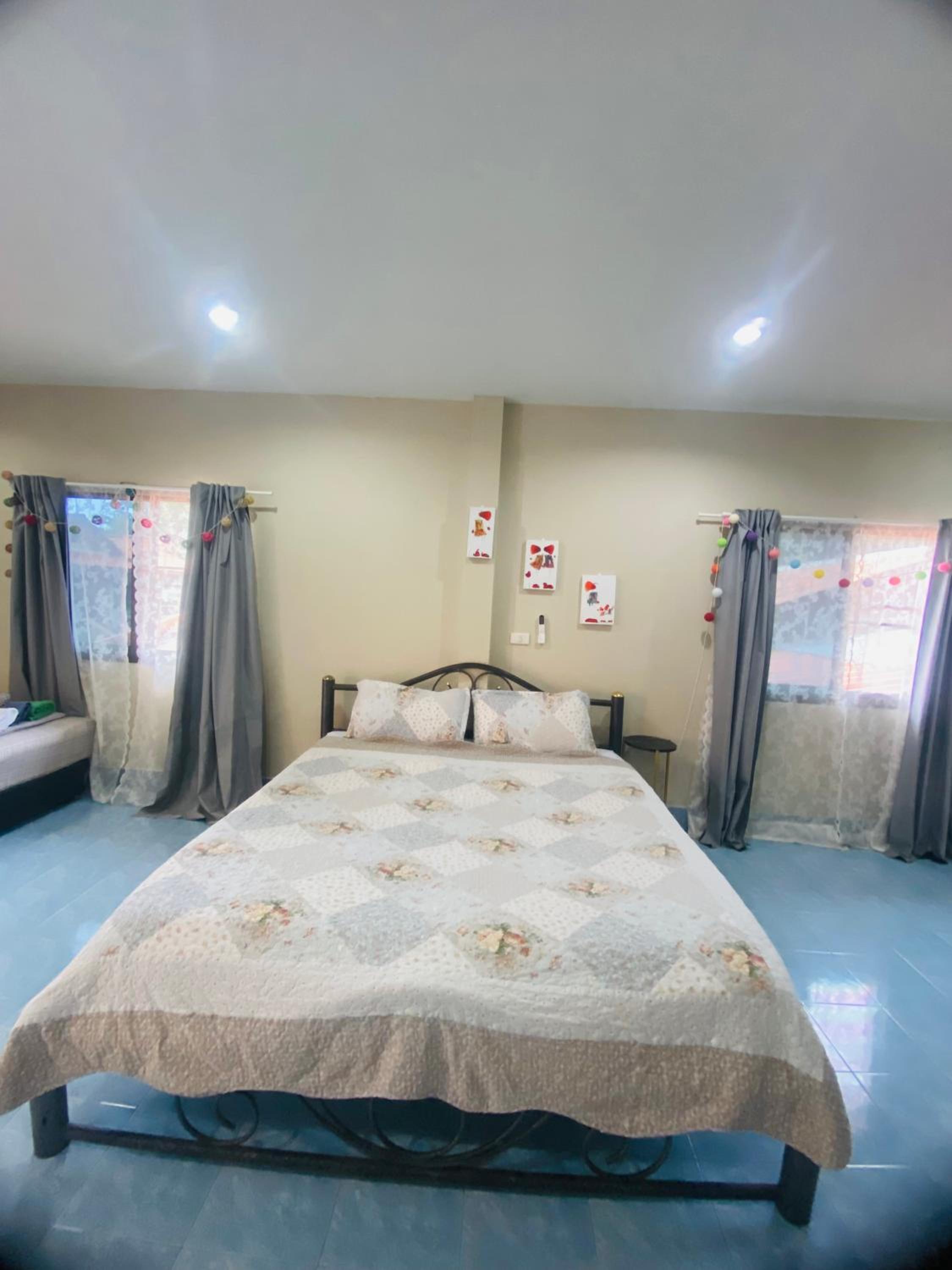 Rustic apartment at YaNui beach