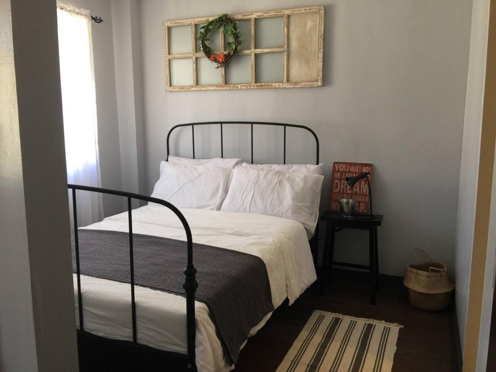 Spacious Rustic Condo in Resorts World across NAIA 3 view 3
