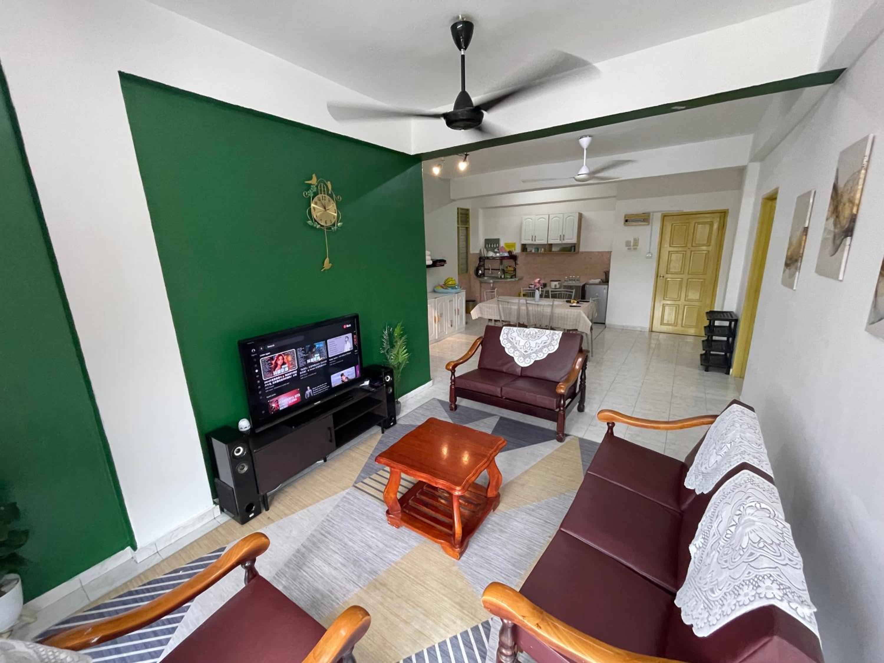 Peaceful Pines 4 ROOMS FULL AC by EZYHOME MELAKA photo 3