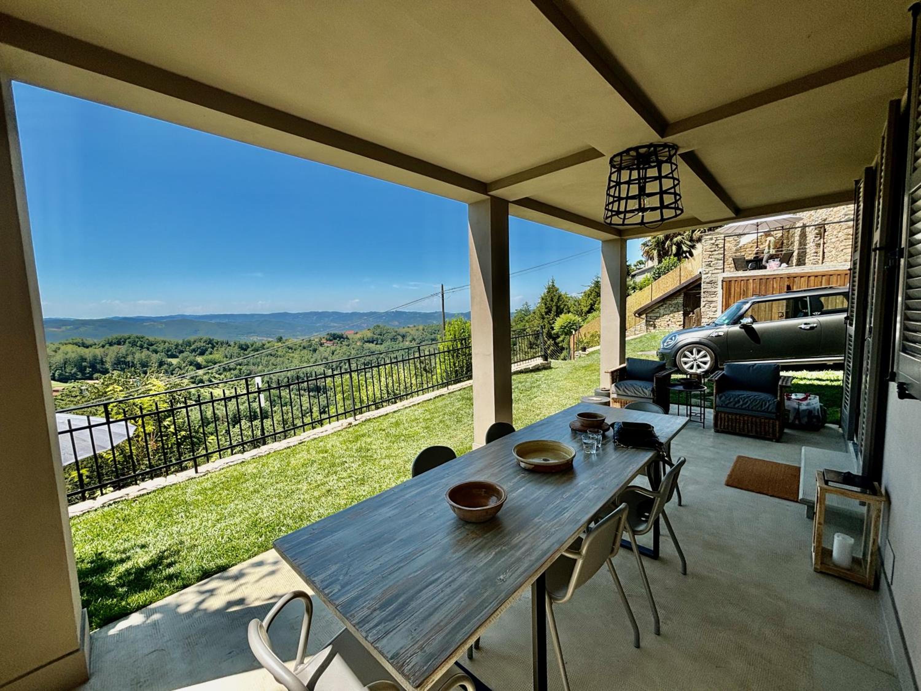 Casa Rosa, panoramica, piscina, tra langhe e monferrato view 3