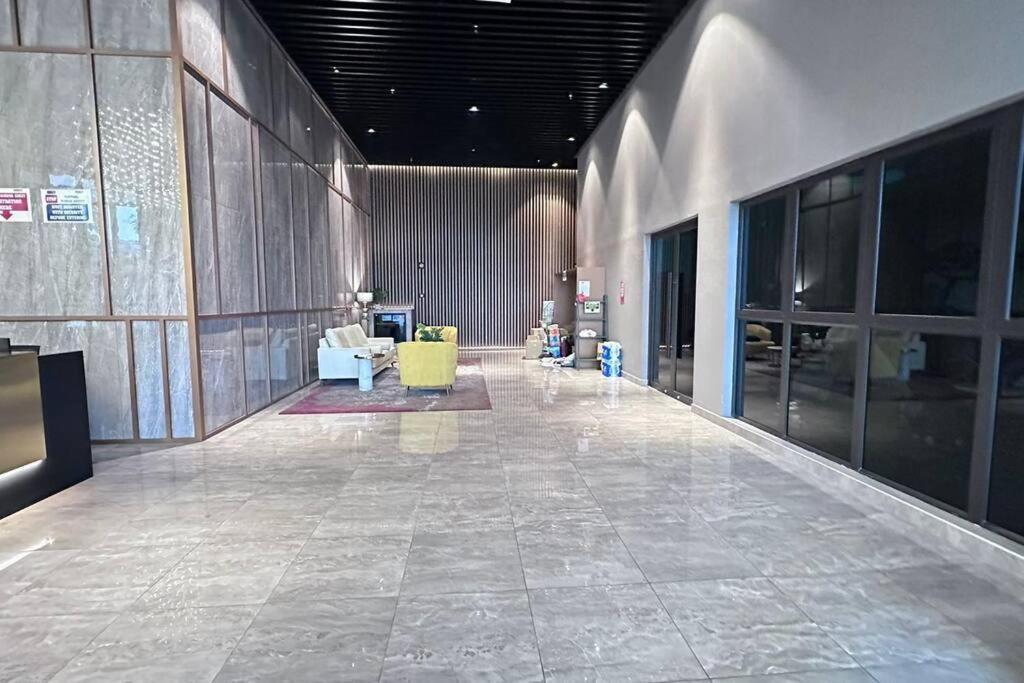 Luxury 2BR 2BR KLCC view service suites Trion A2610 KL
